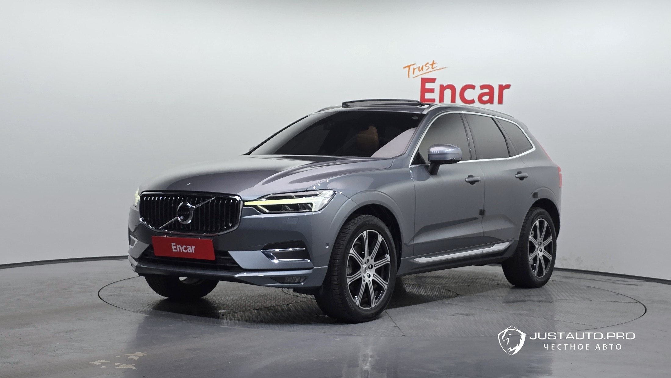 Автомобиль Volvo XC60