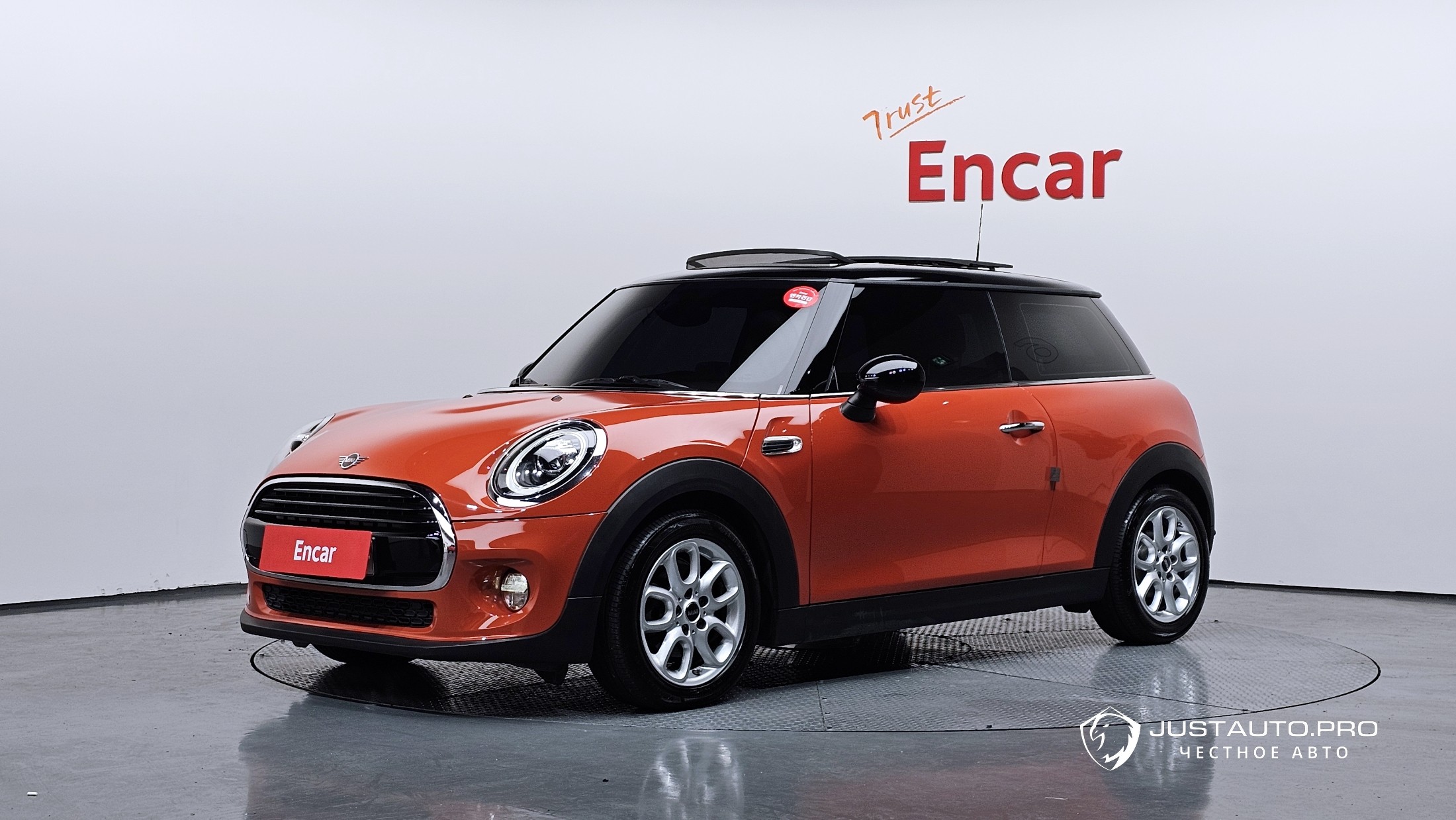 Автомобиль Mini Cooper