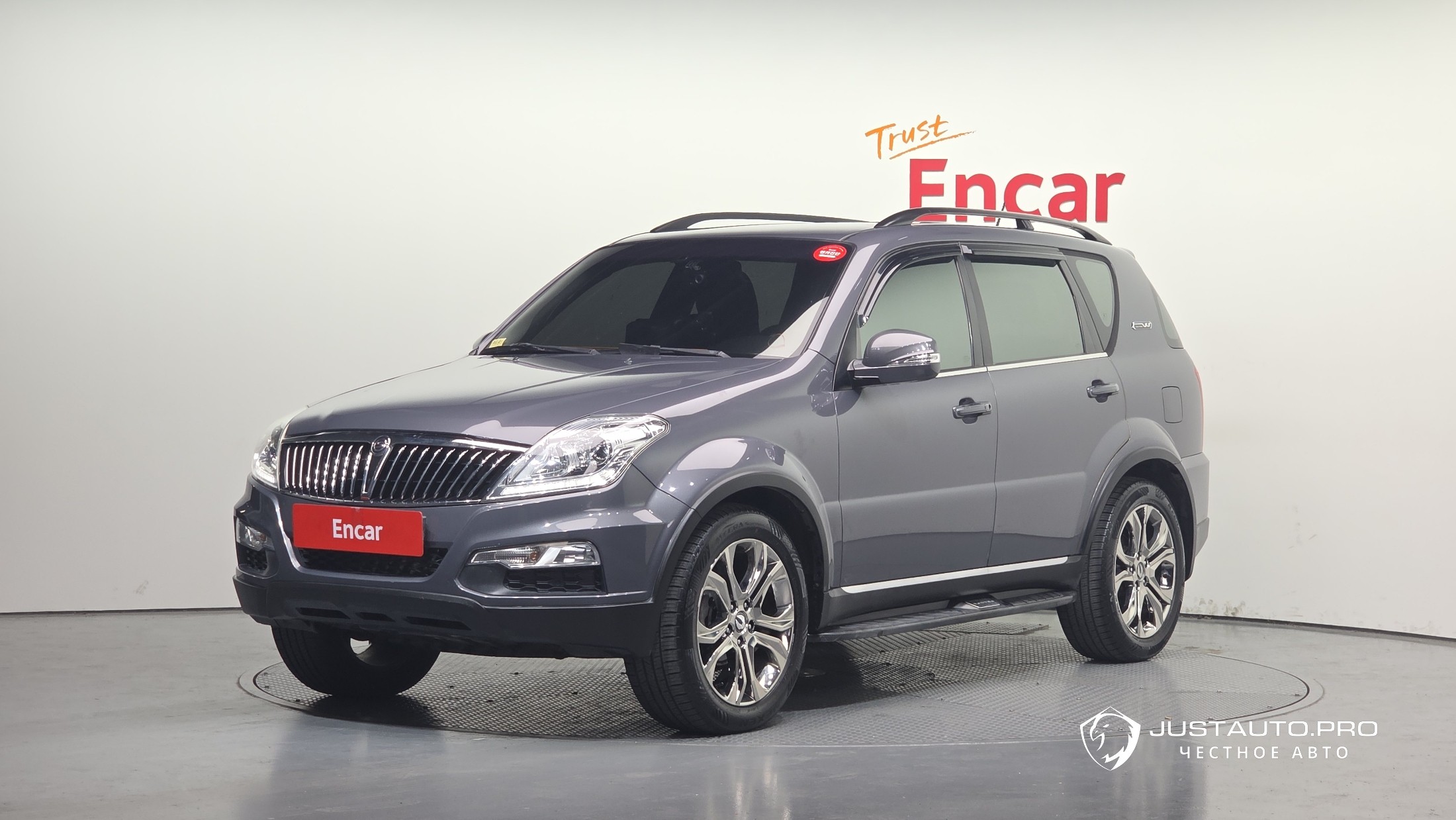 Автомобиль KG_Mobility_Ssangyong Rexton