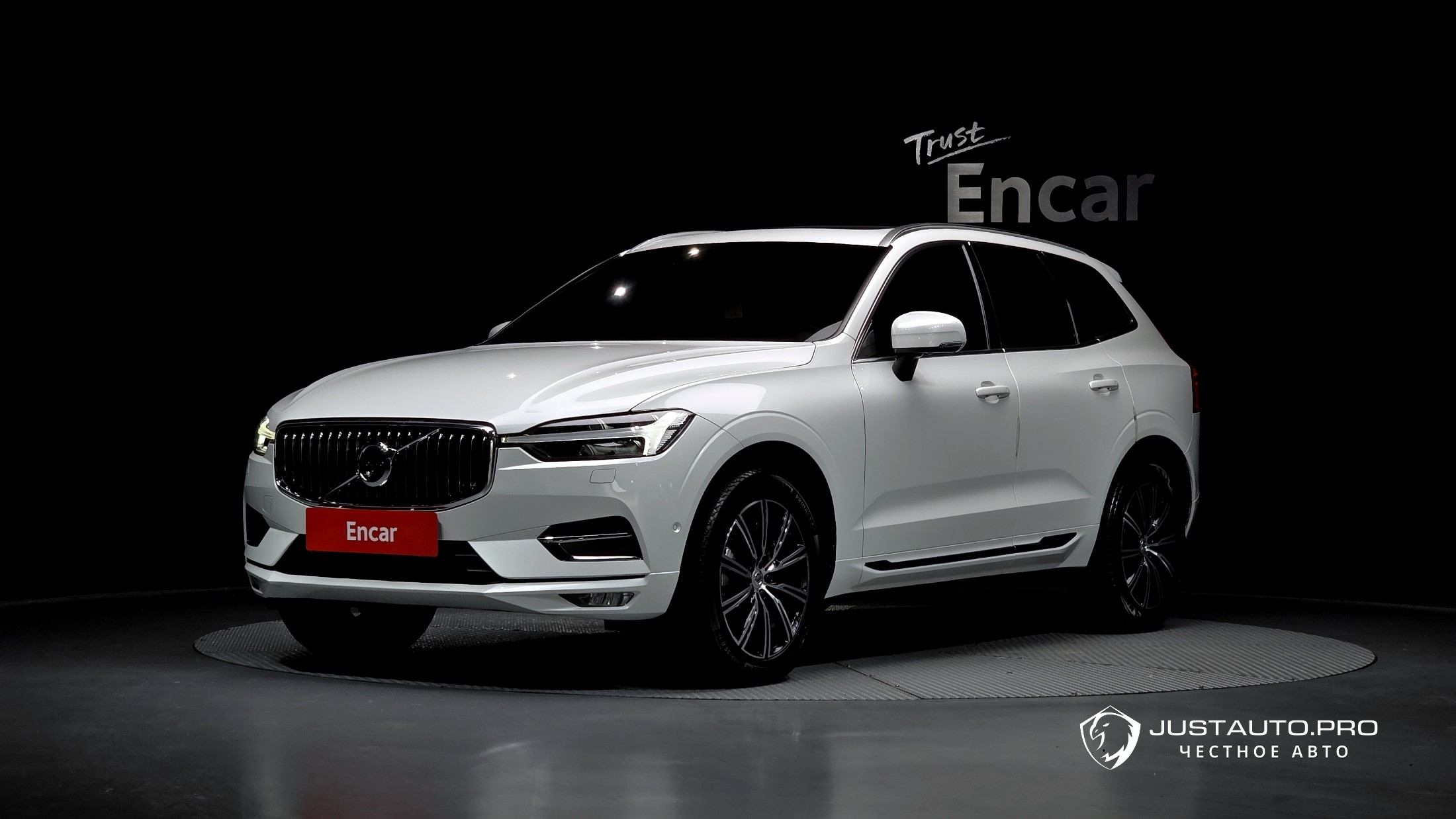 Автомобиль Volvo XC60