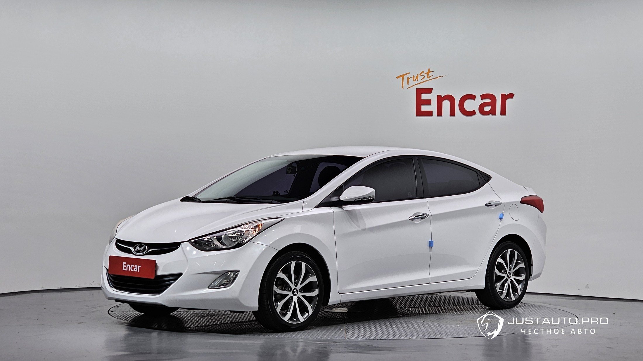 Автомобиль Hyundai AVANTE