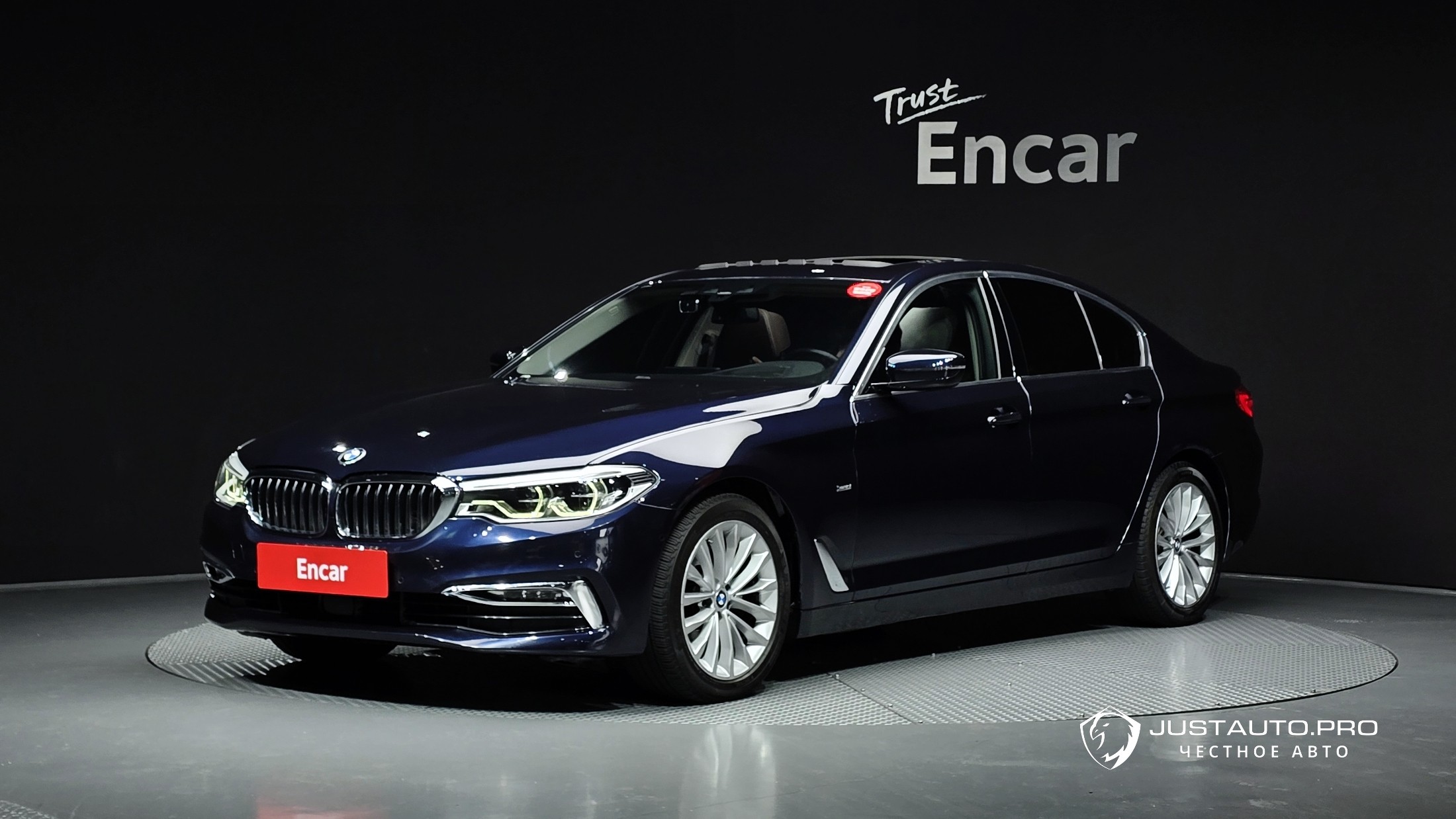 Автомобиль BMW 5-Series