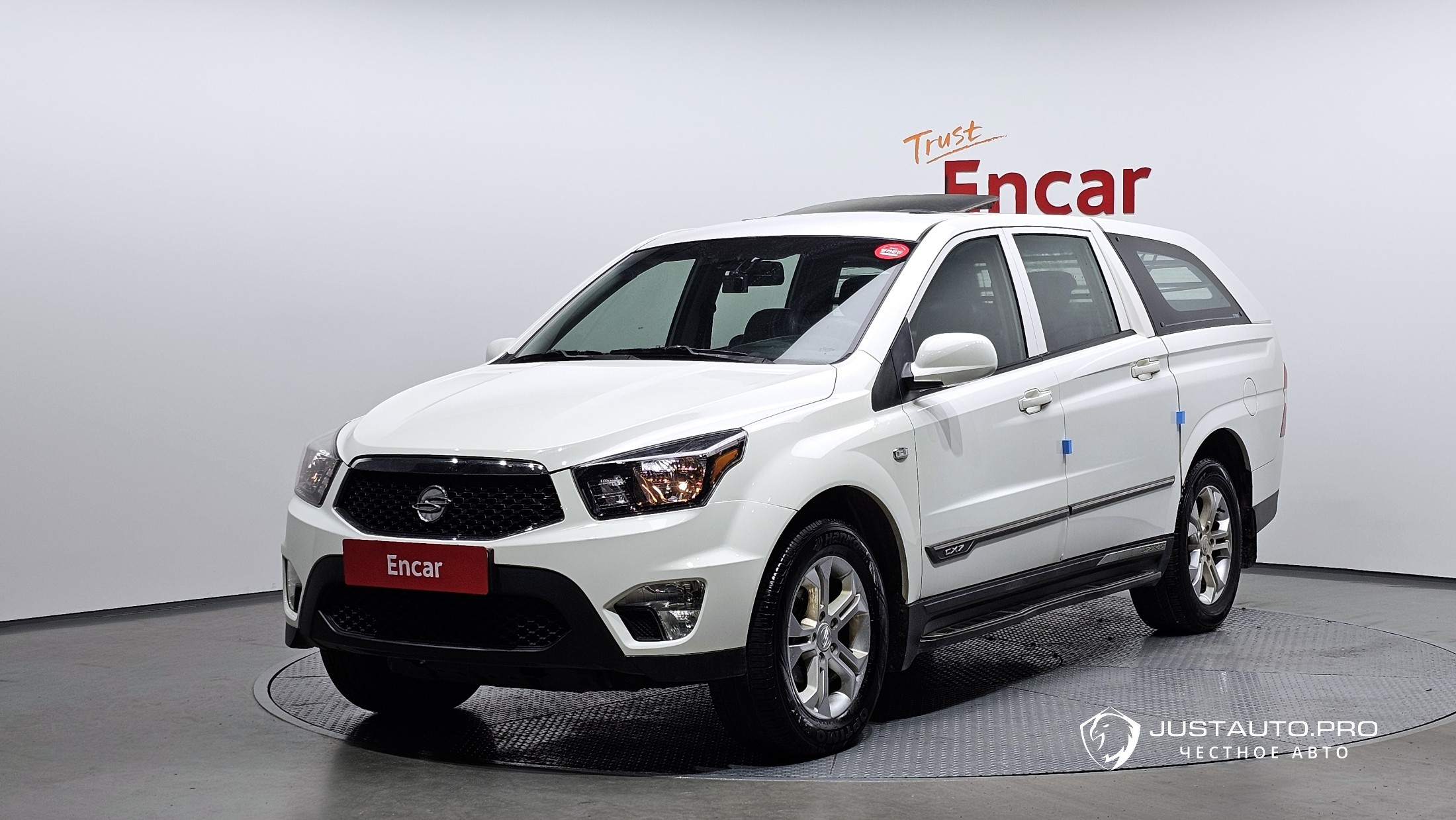 Автомобиль KG_Mobility_Ssangyong KORANDO