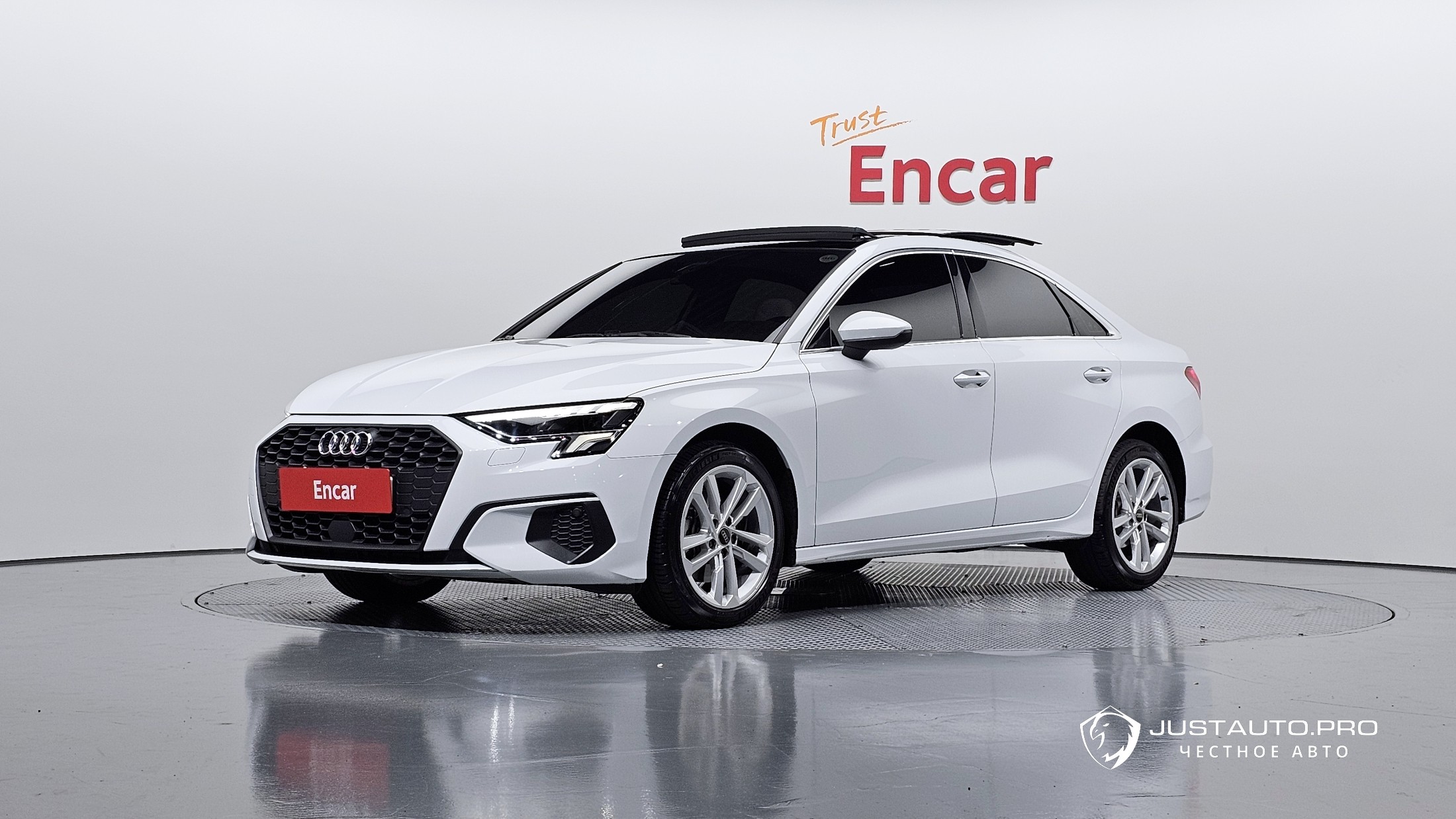 Автомобиль Audi A3