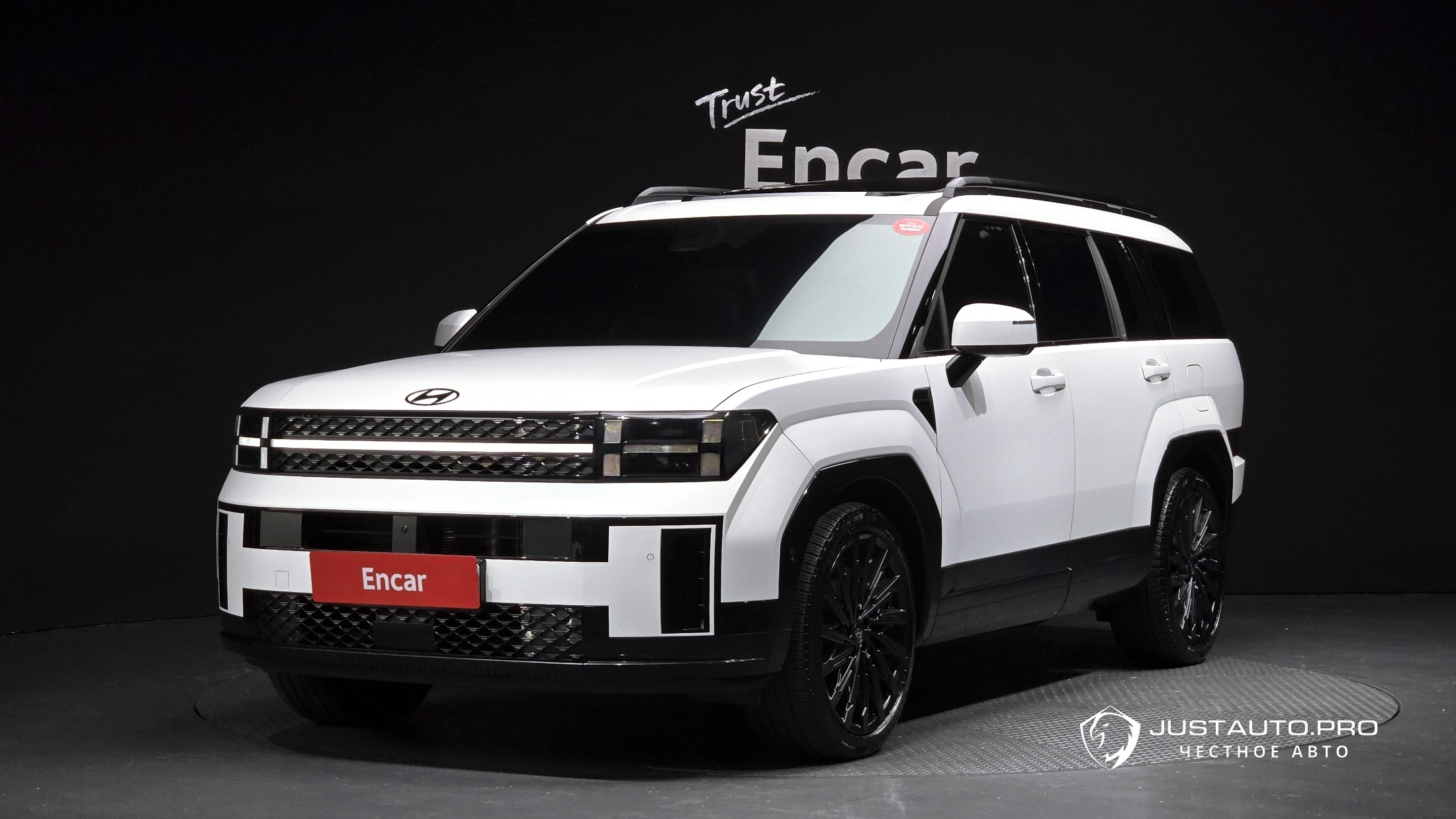 Автомобиль Hyundai Santafe