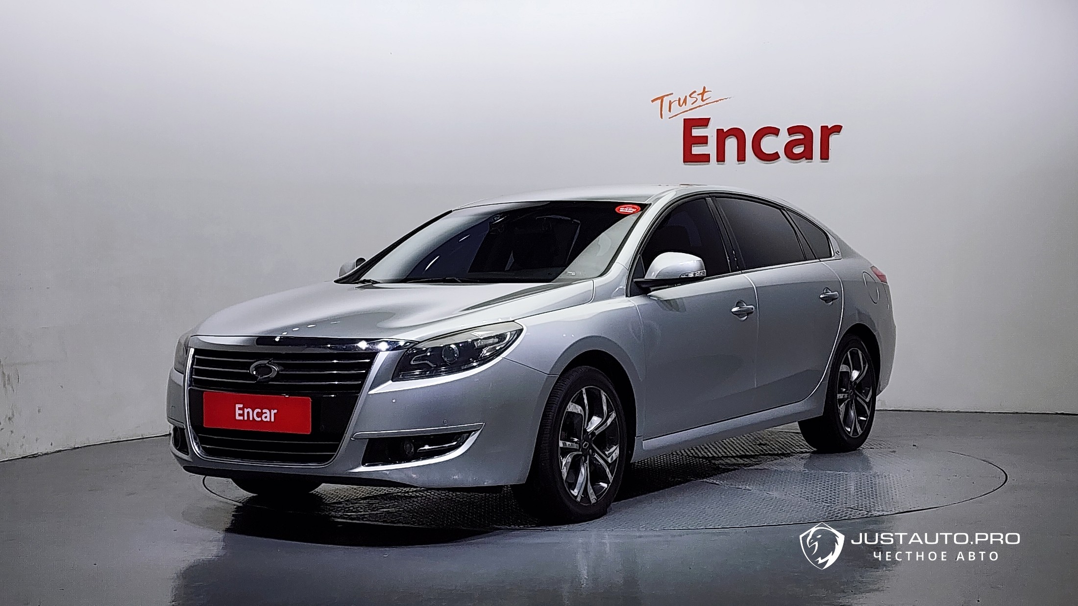 Автомобиль Renault-KoreaSamsung SM7