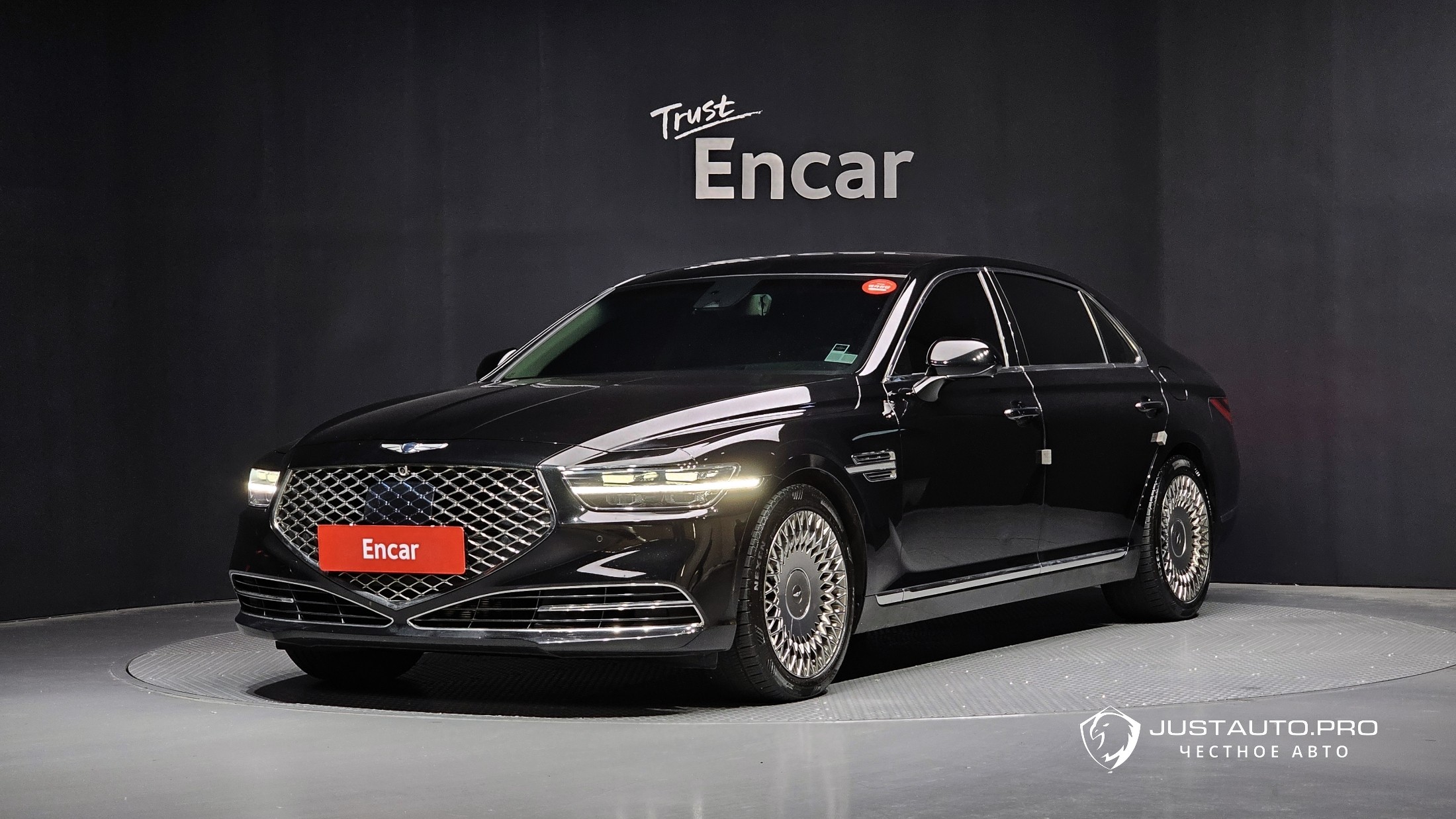 Автомобиль Genesis G90