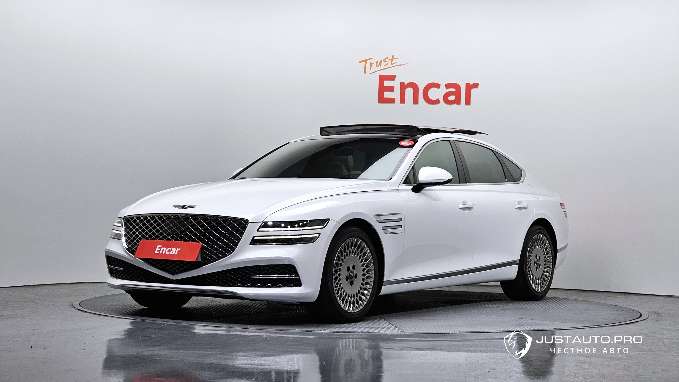 Автомобиль Genesis G80