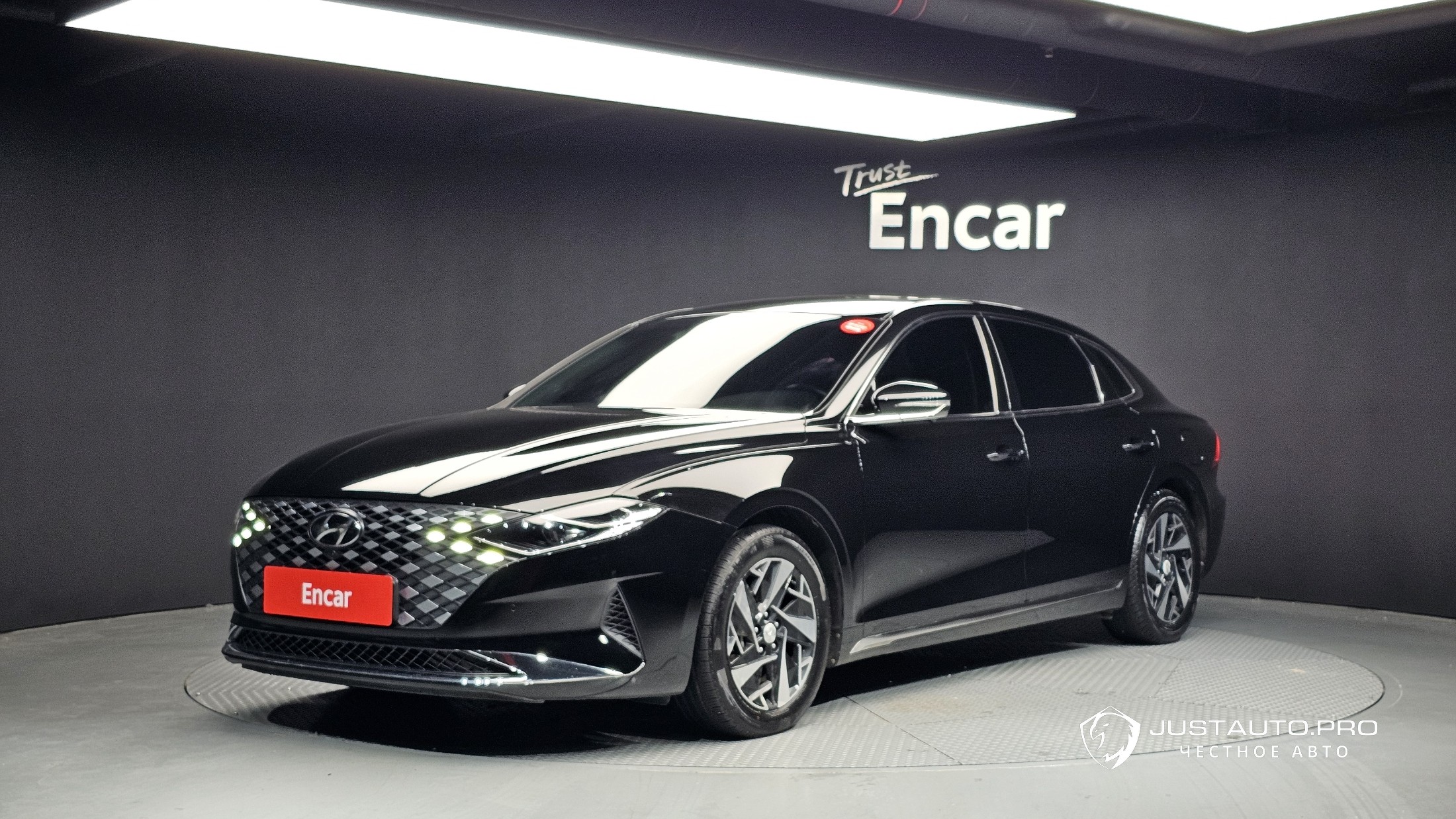 Автомобиль Hyundai Grandeur