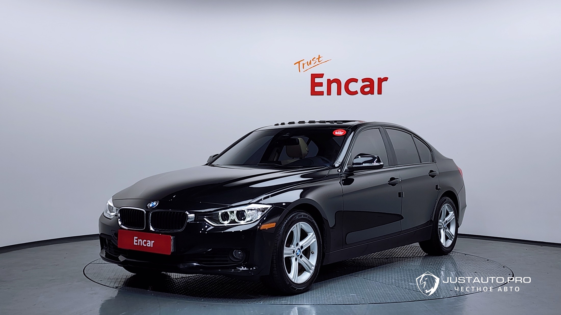 Автомобиль BMW 3-Series