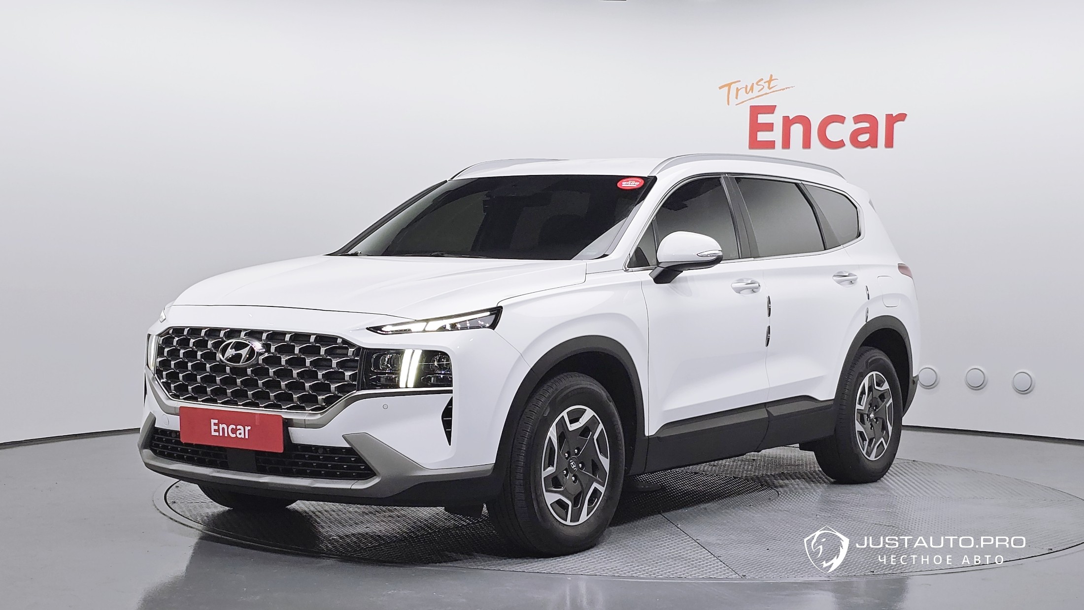 Автомобиль Hyundai Santafe