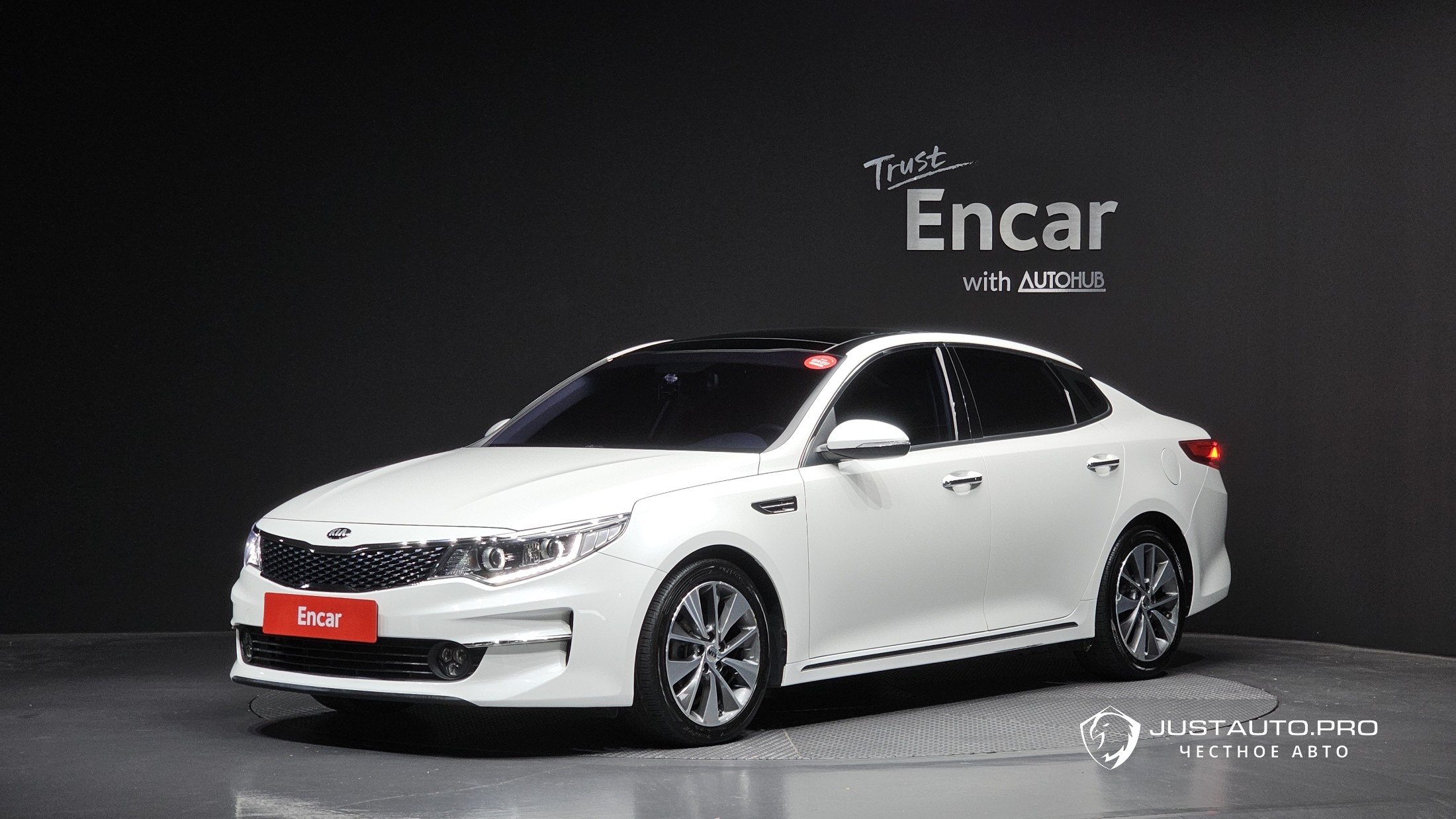 Автомобиль Kia K5