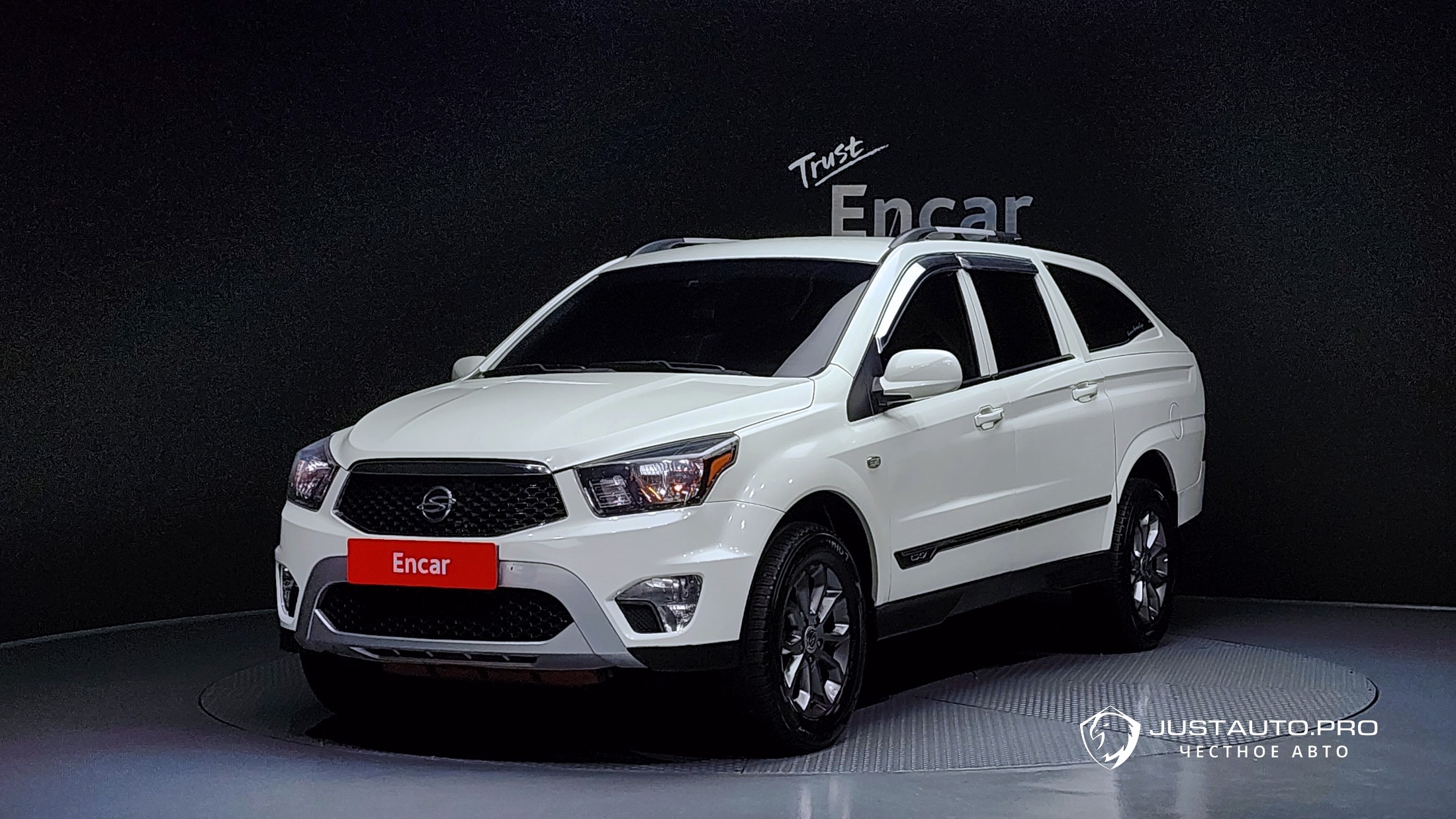 Автомобиль KG_Mobility_Ssangyong KORANDO