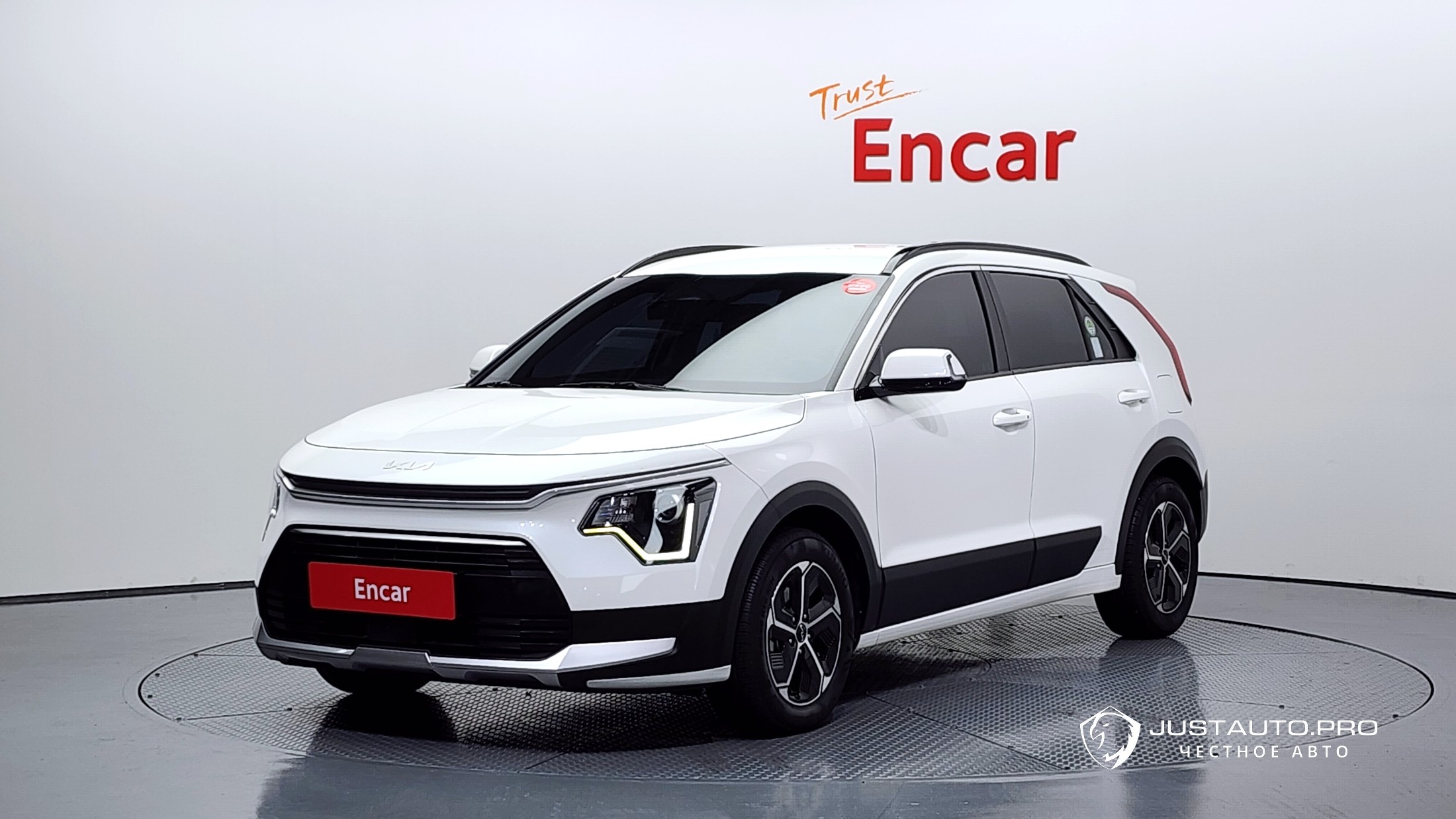 Автомобиль Kia Niro