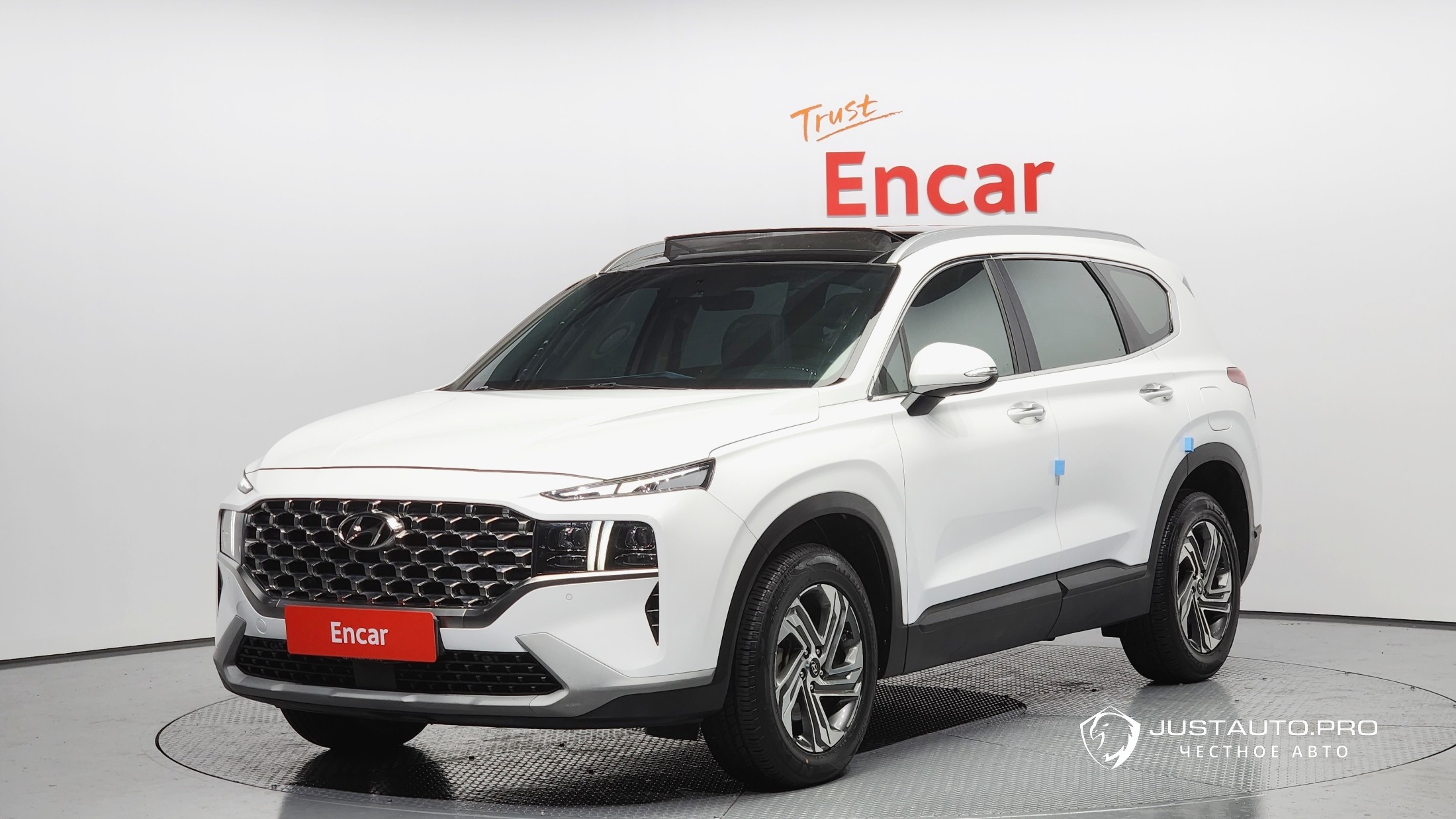 Автомобиль Hyundai Santafe