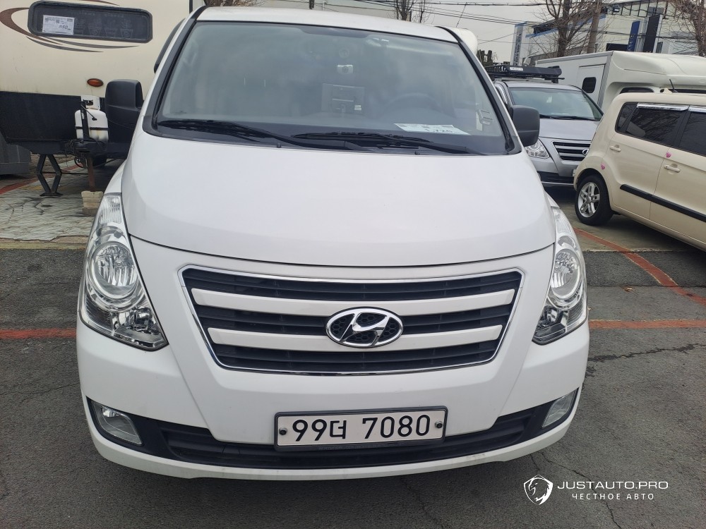 Автомобиль Hyundai Starex