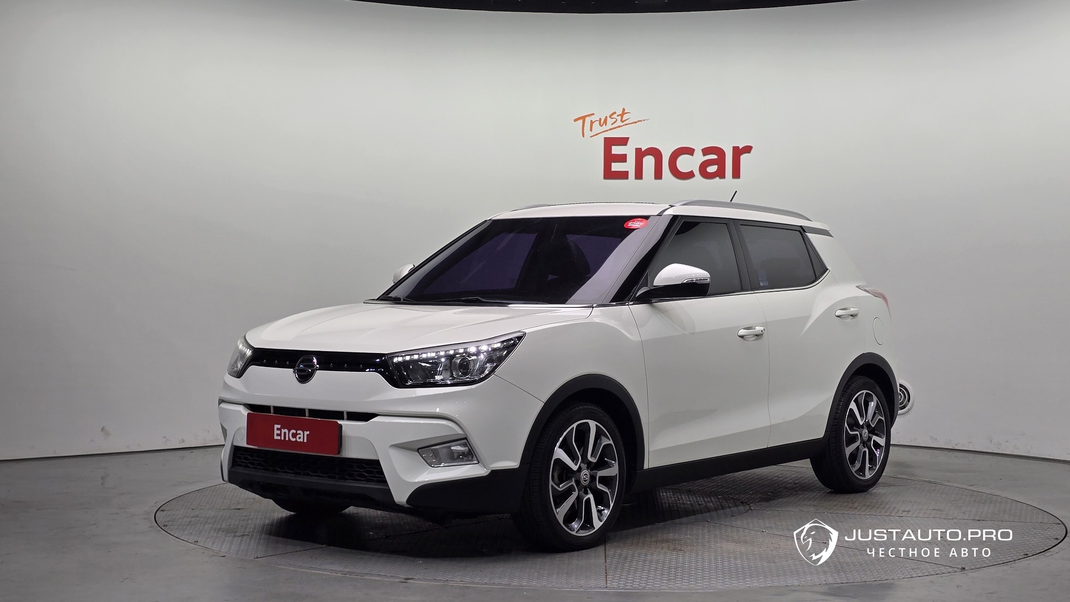 Автомобиль KG_Mobility_Ssangyong TIBOLI