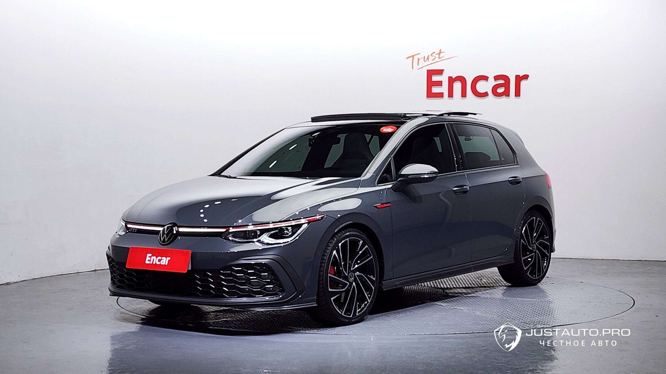 Автомобиль Volkswagen Golf