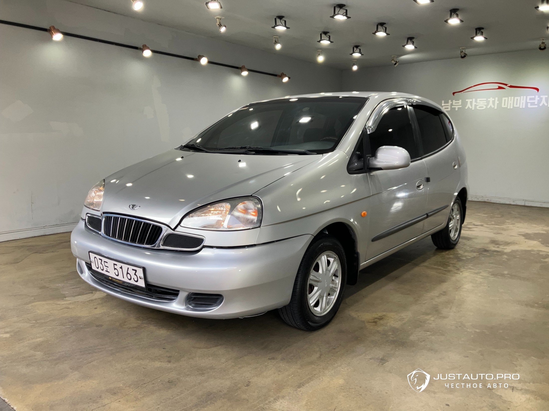 Автомобиль ChevroletGMDaewoo Rezzo