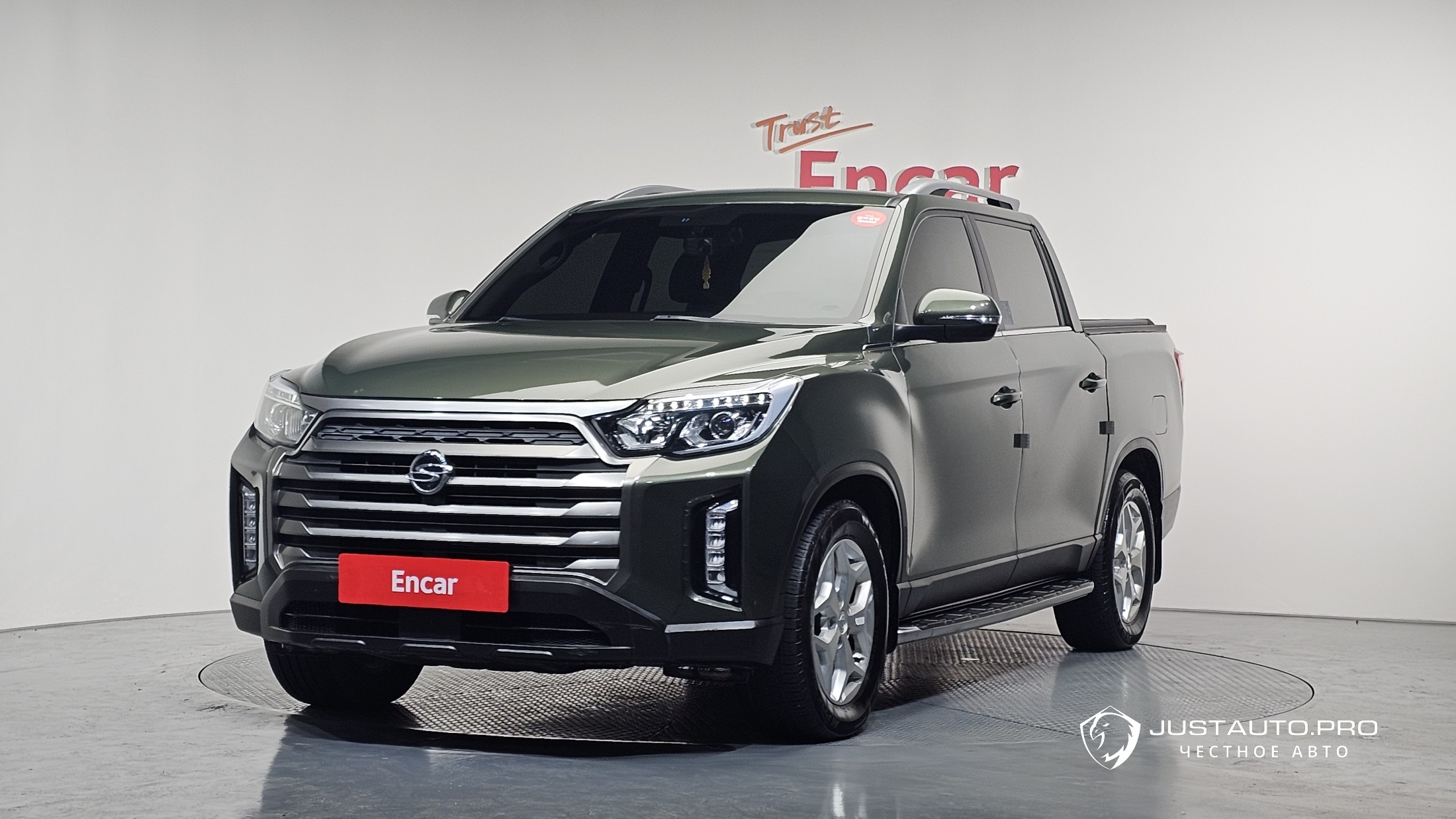 Автомобиль KG_Mobility_Ssangyong Rexton