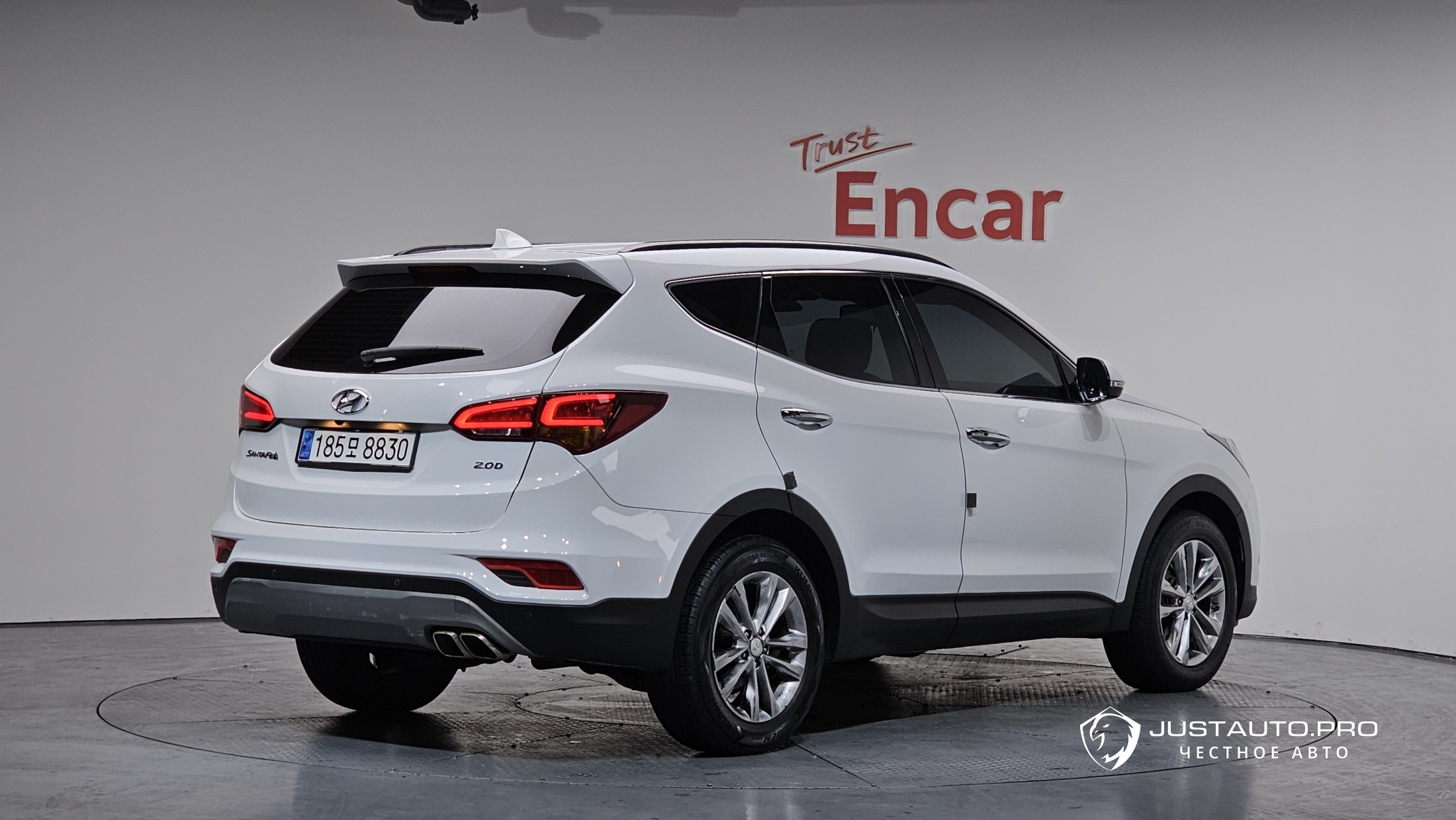 Автомобиль Hyundai Santafe