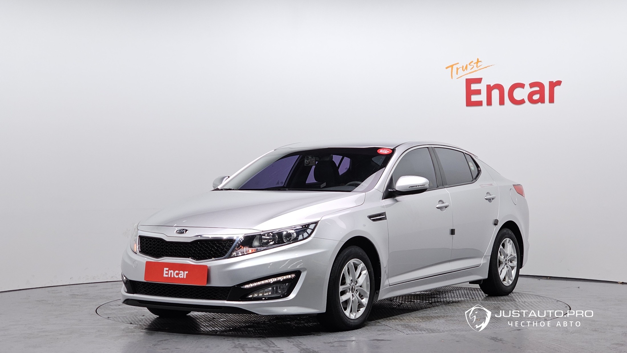 Автомобиль Kia K5