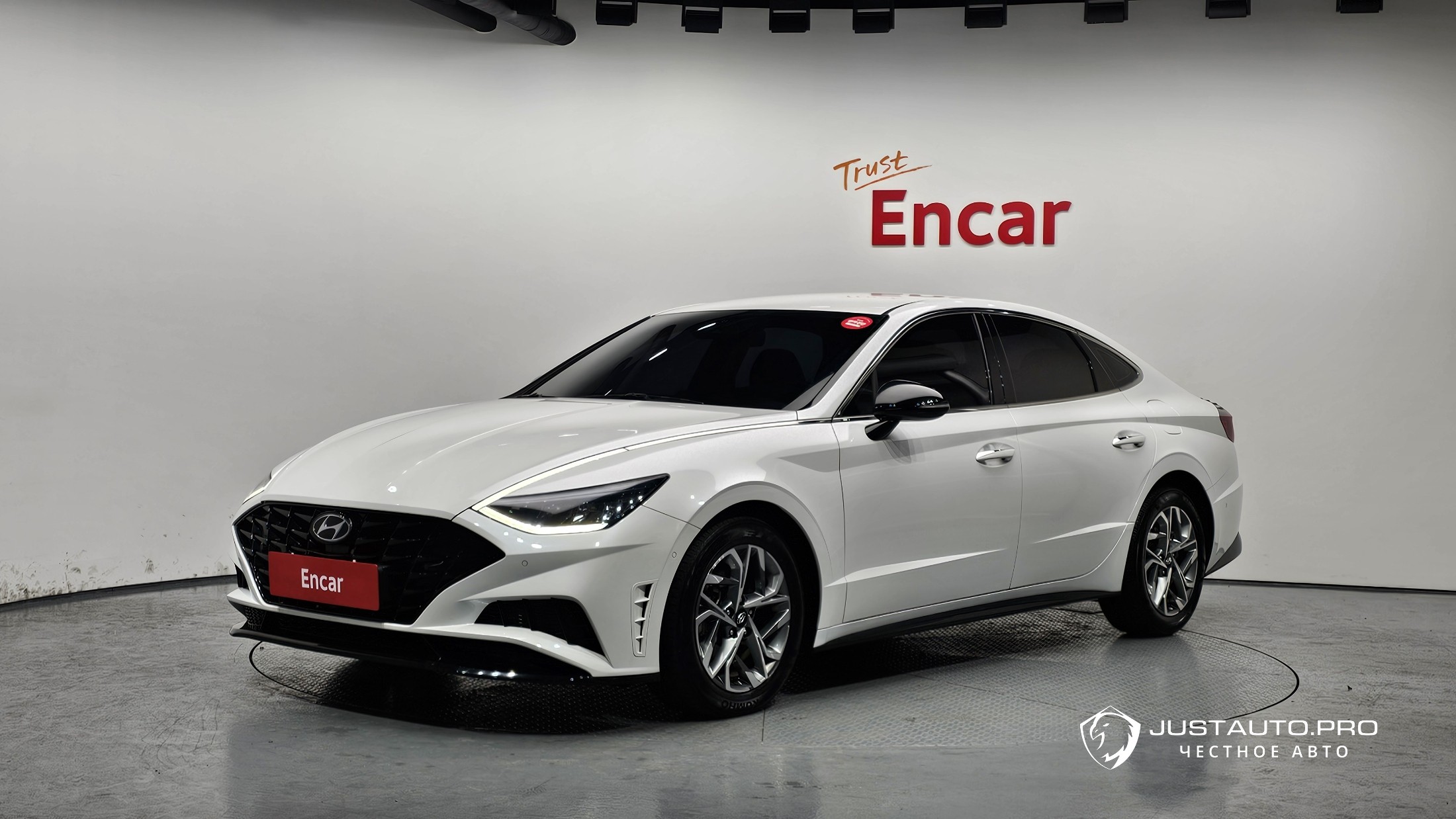 Автомобиль Hyundai Sonata