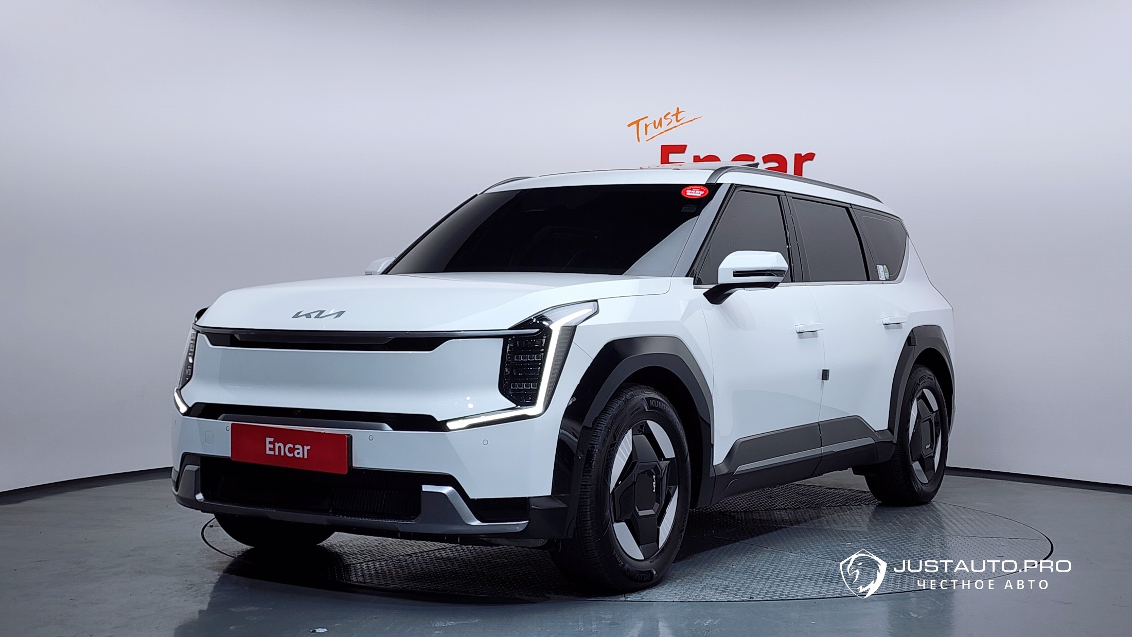 Автомобиль Kia EV9