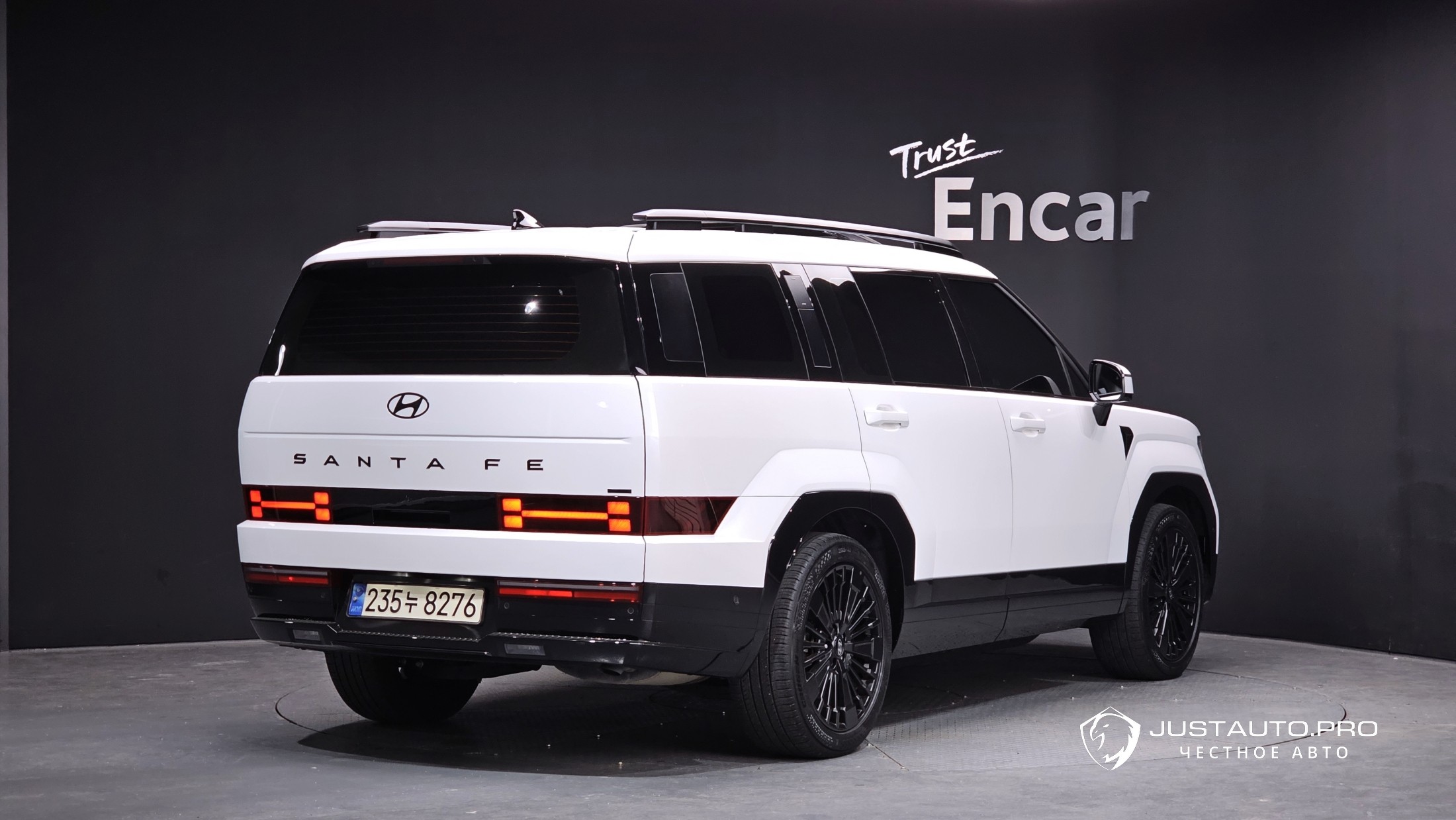 Автомобиль Hyundai Santafe