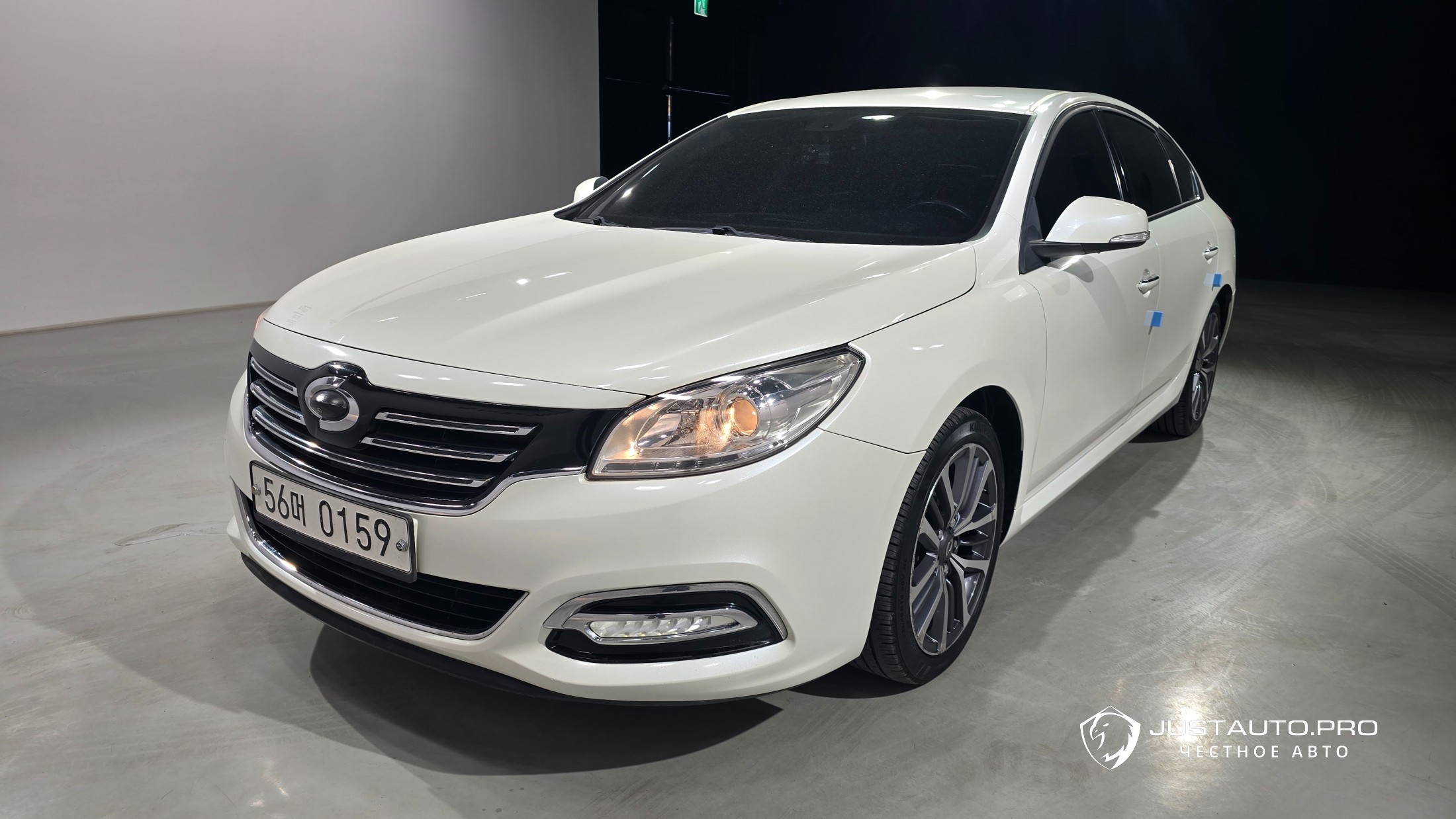 Автомобиль Renault-KoreaSamsung SM7