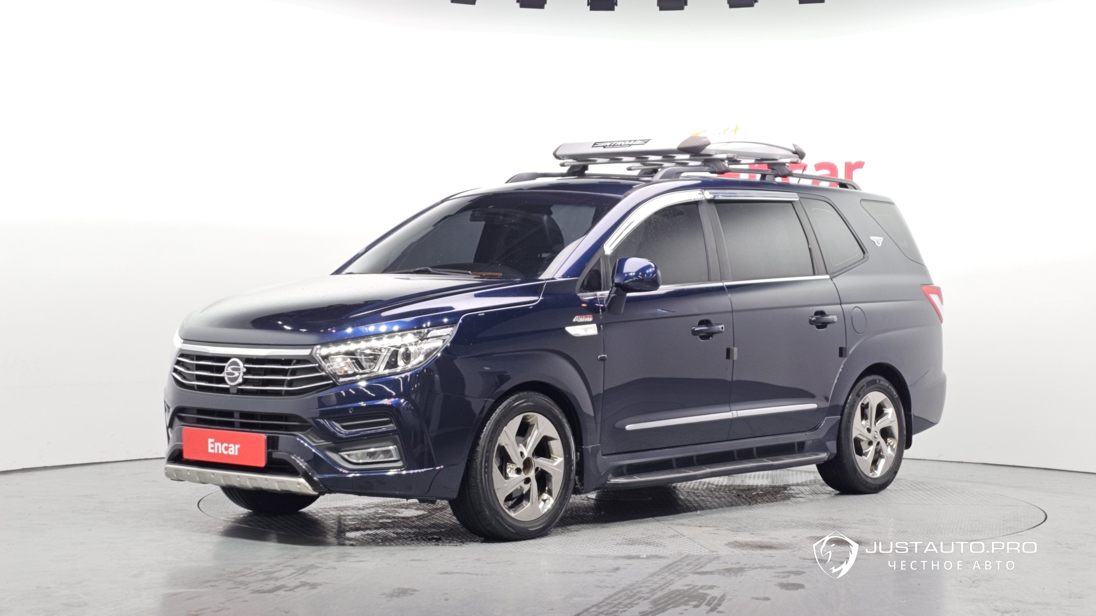 Автомобиль KG_Mobility_Ssangyong KORANDO