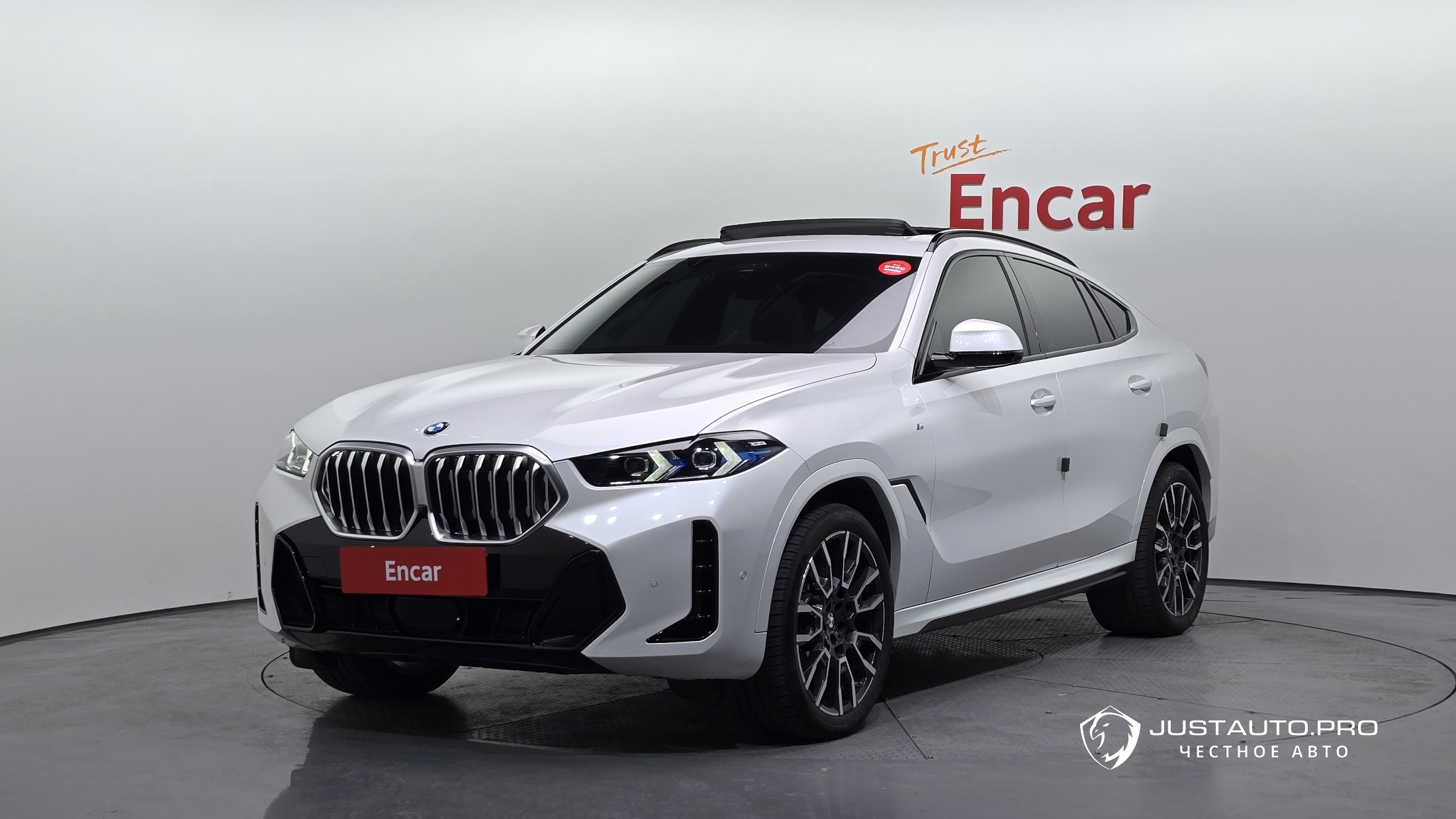 Автомобиль BMW X6