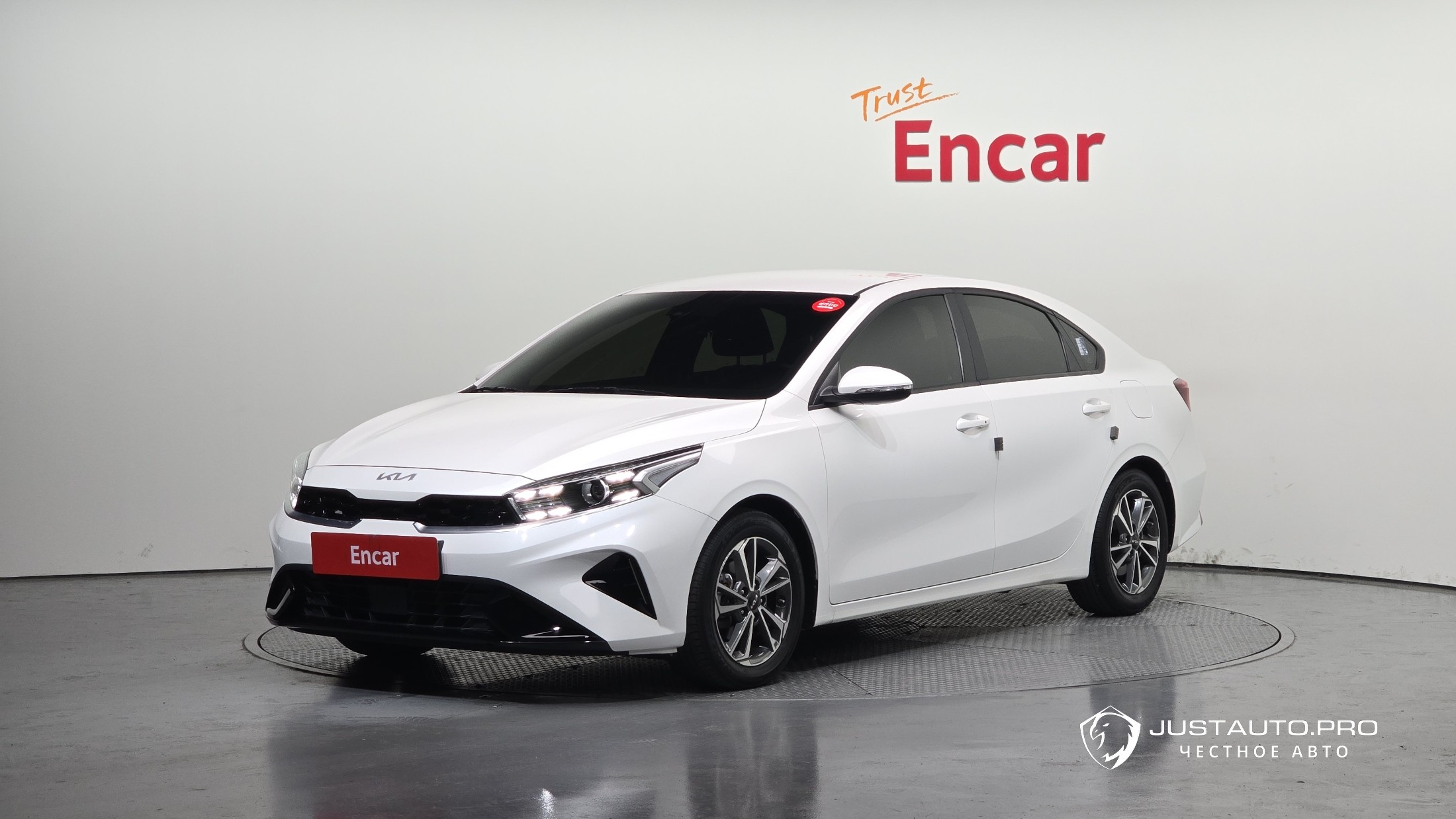 Автомобиль Kia K3