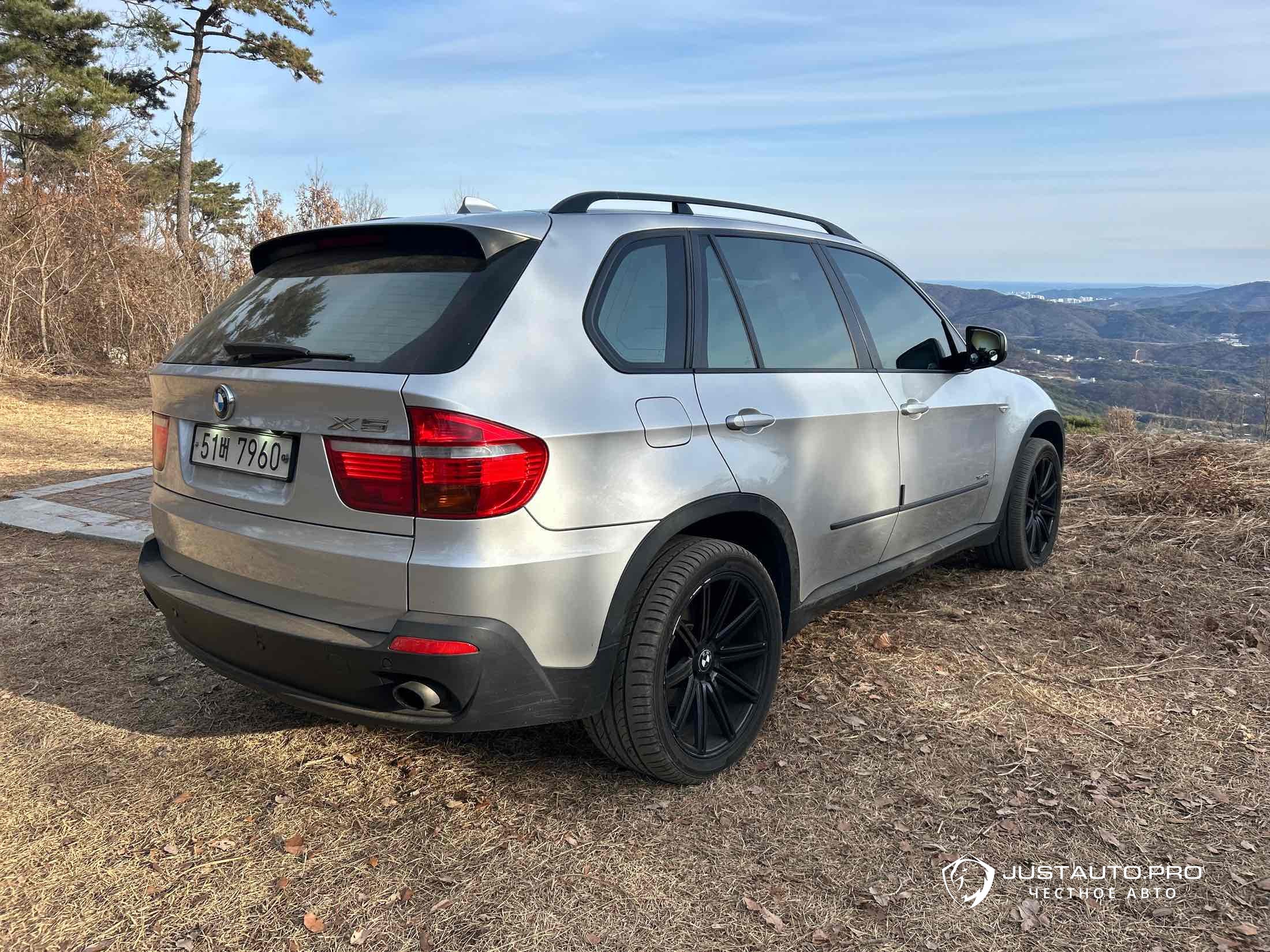 Автомобиль BMW X5