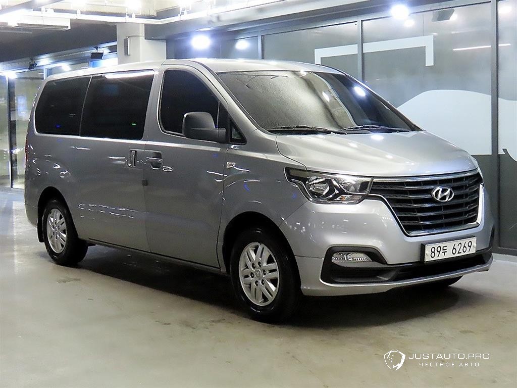Автомобиль Hyundai Starex