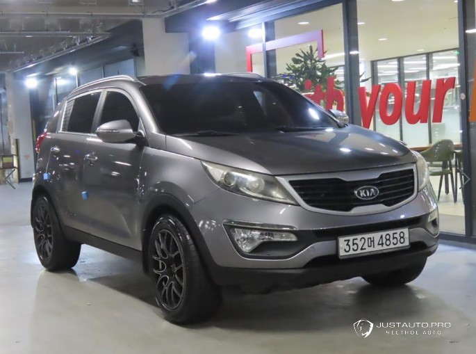 Автомобиль Kia Sportage