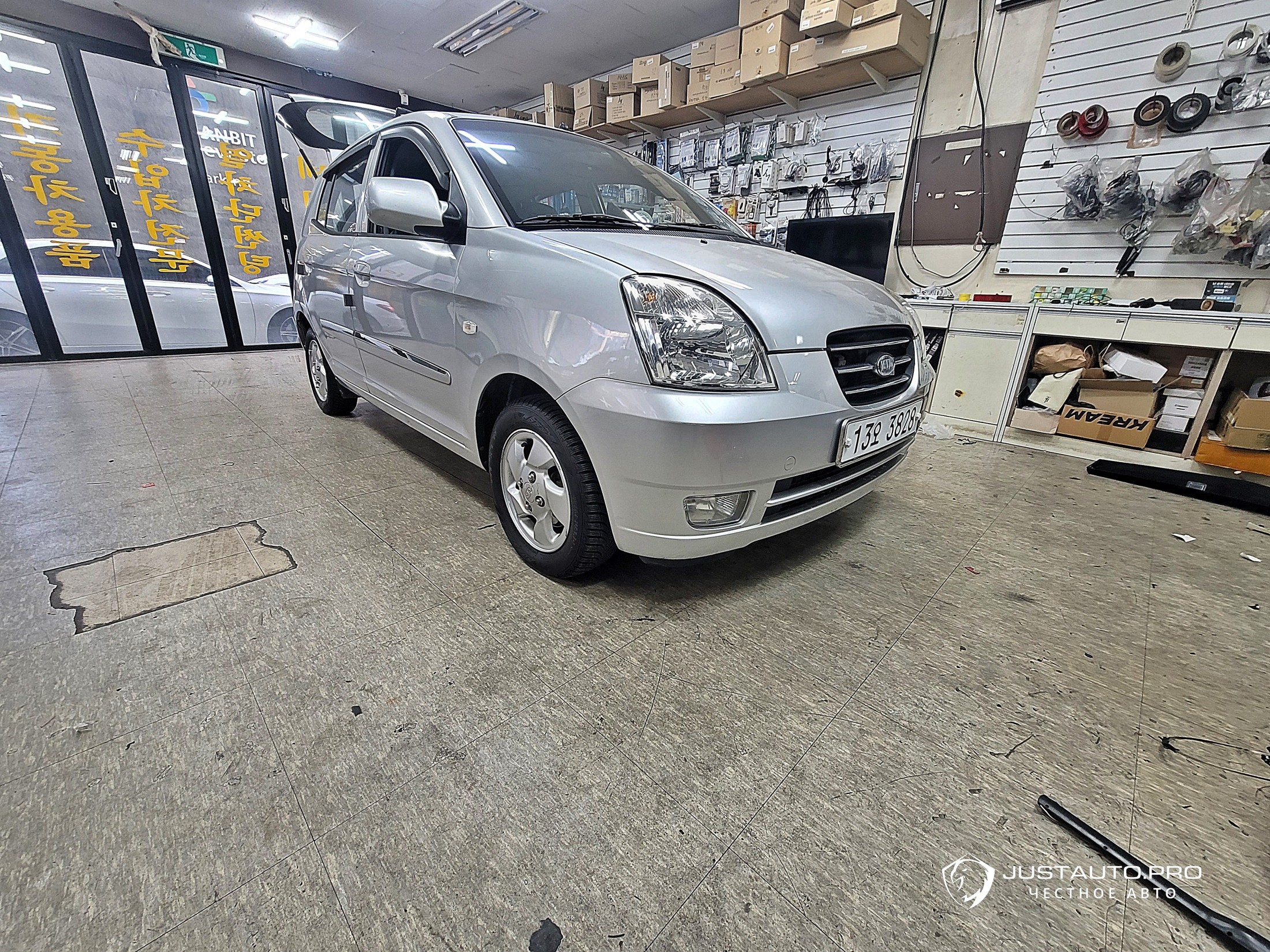 Автомобиль Kia morning