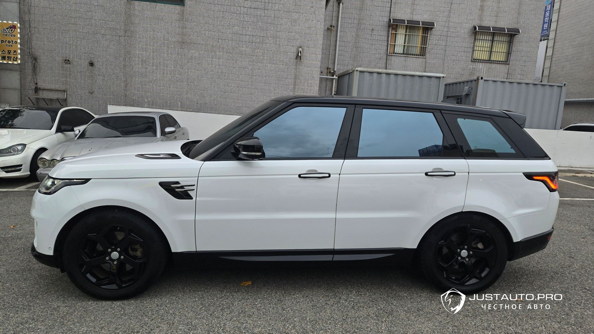Автомобиль Land Rover Range Rover Sport