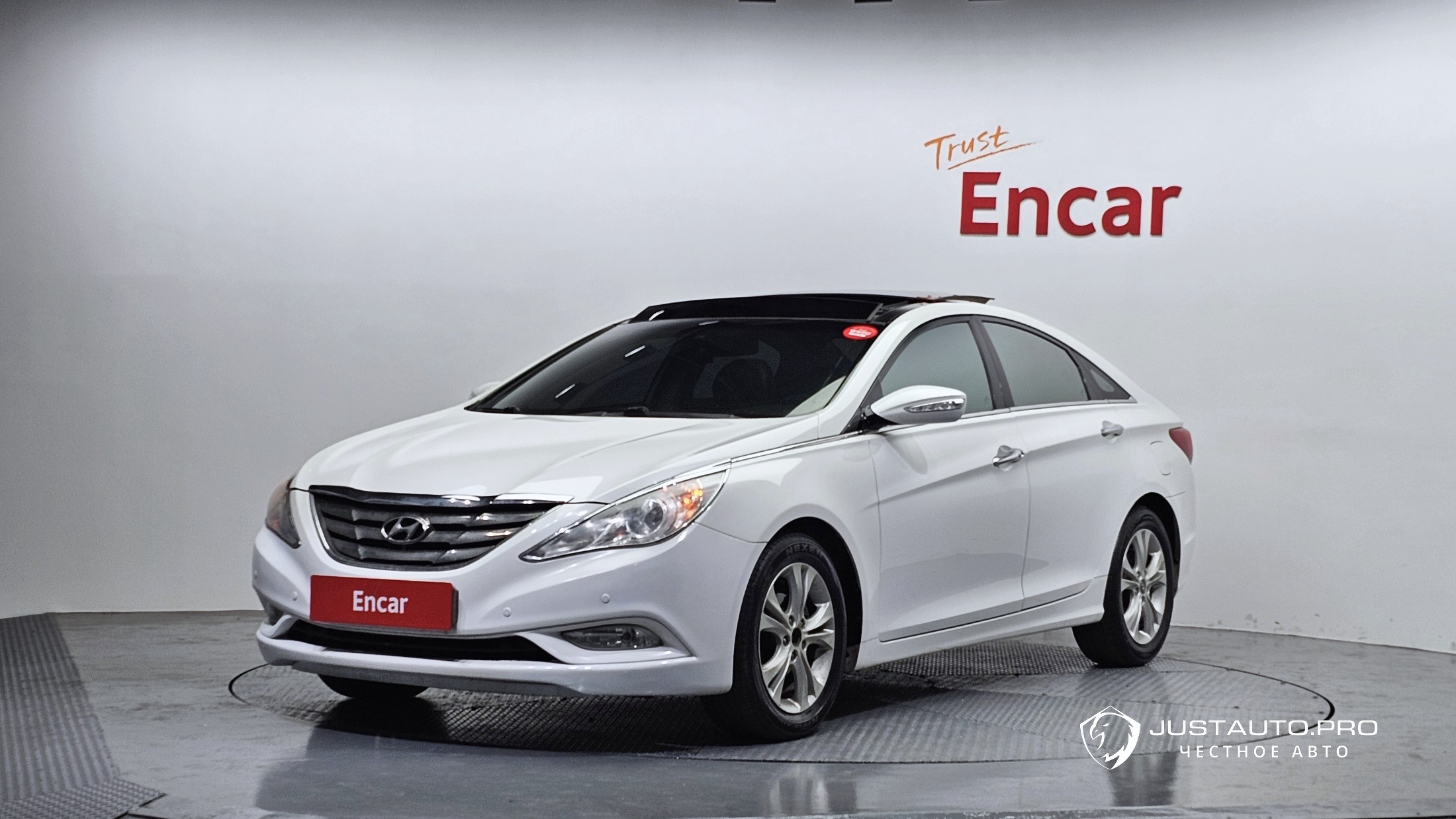 Автомобиль Hyundai Sonata
