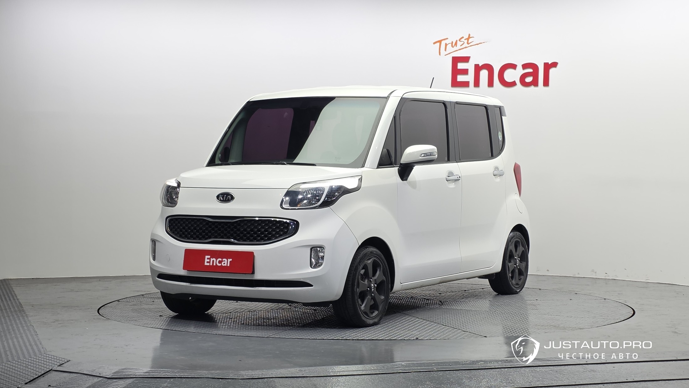 Автомобиль Kia RAY