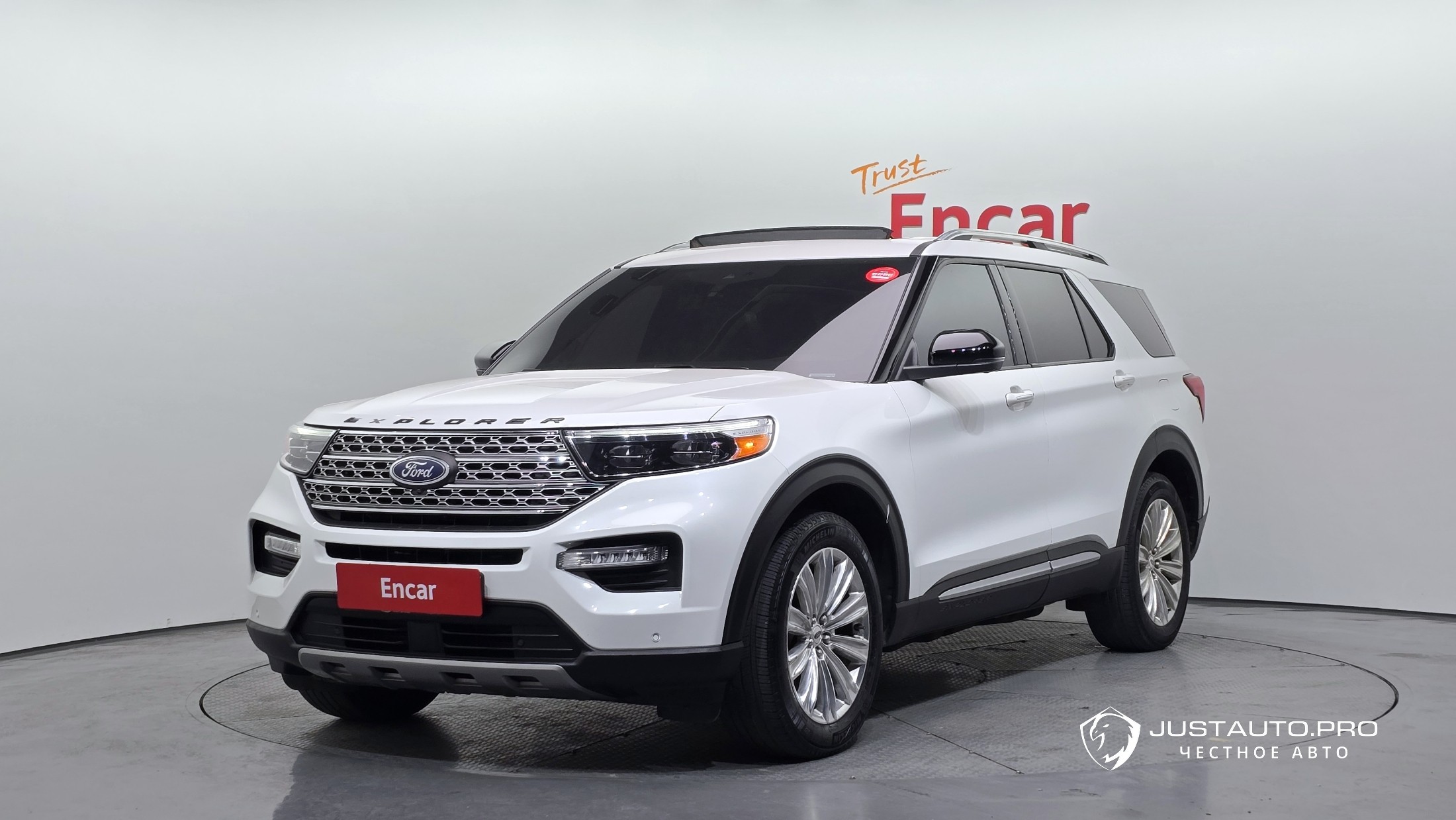 Автомобиль Ford Explorer