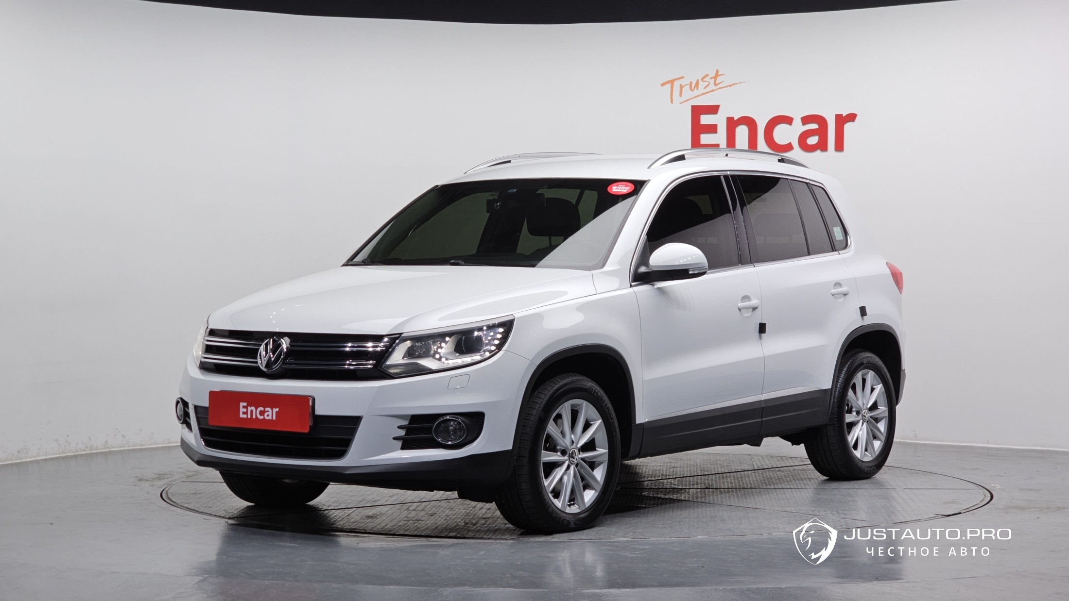 Автомобиль Volkswagen Tiguan