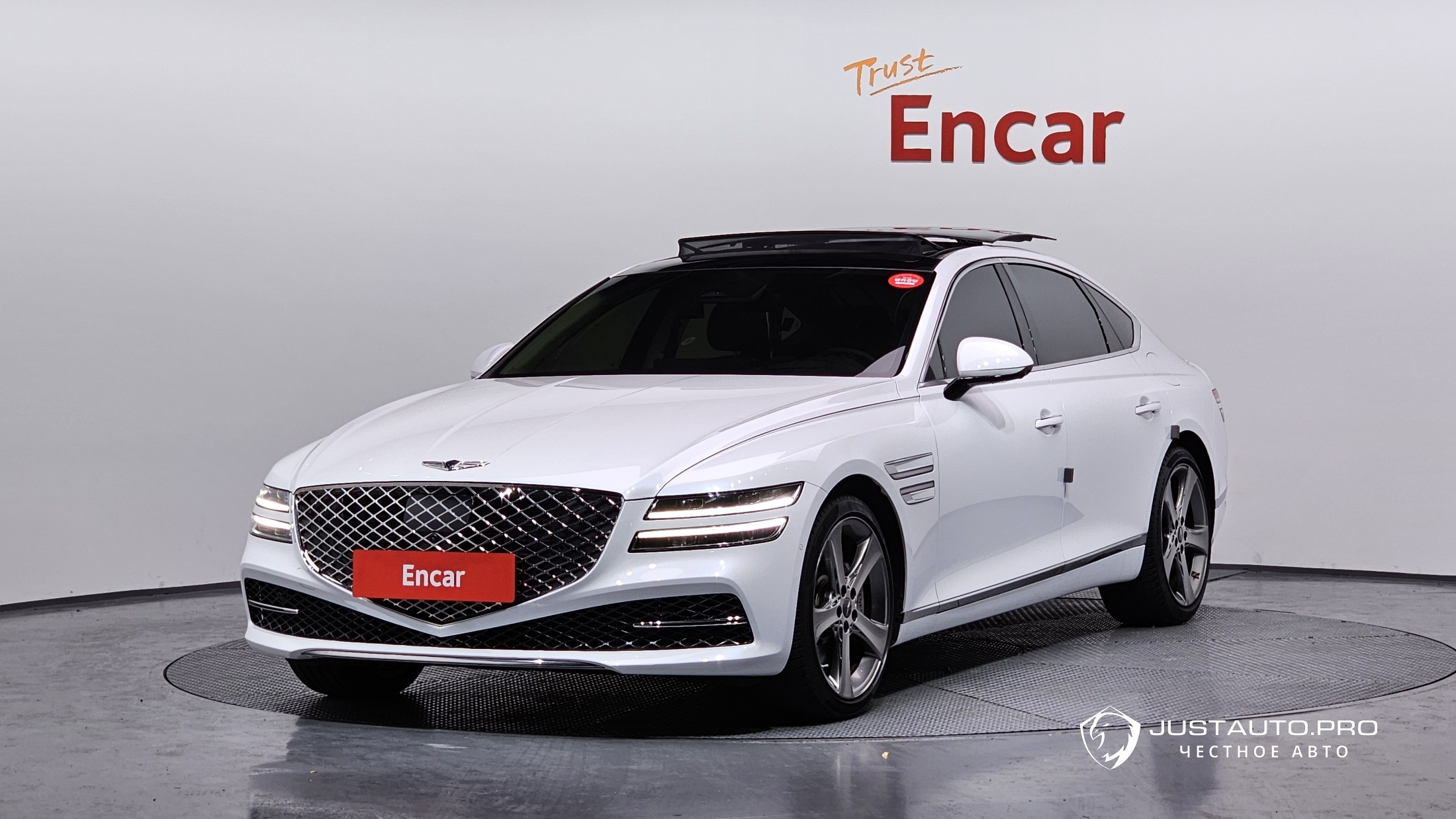 Автомобиль Genesis G80