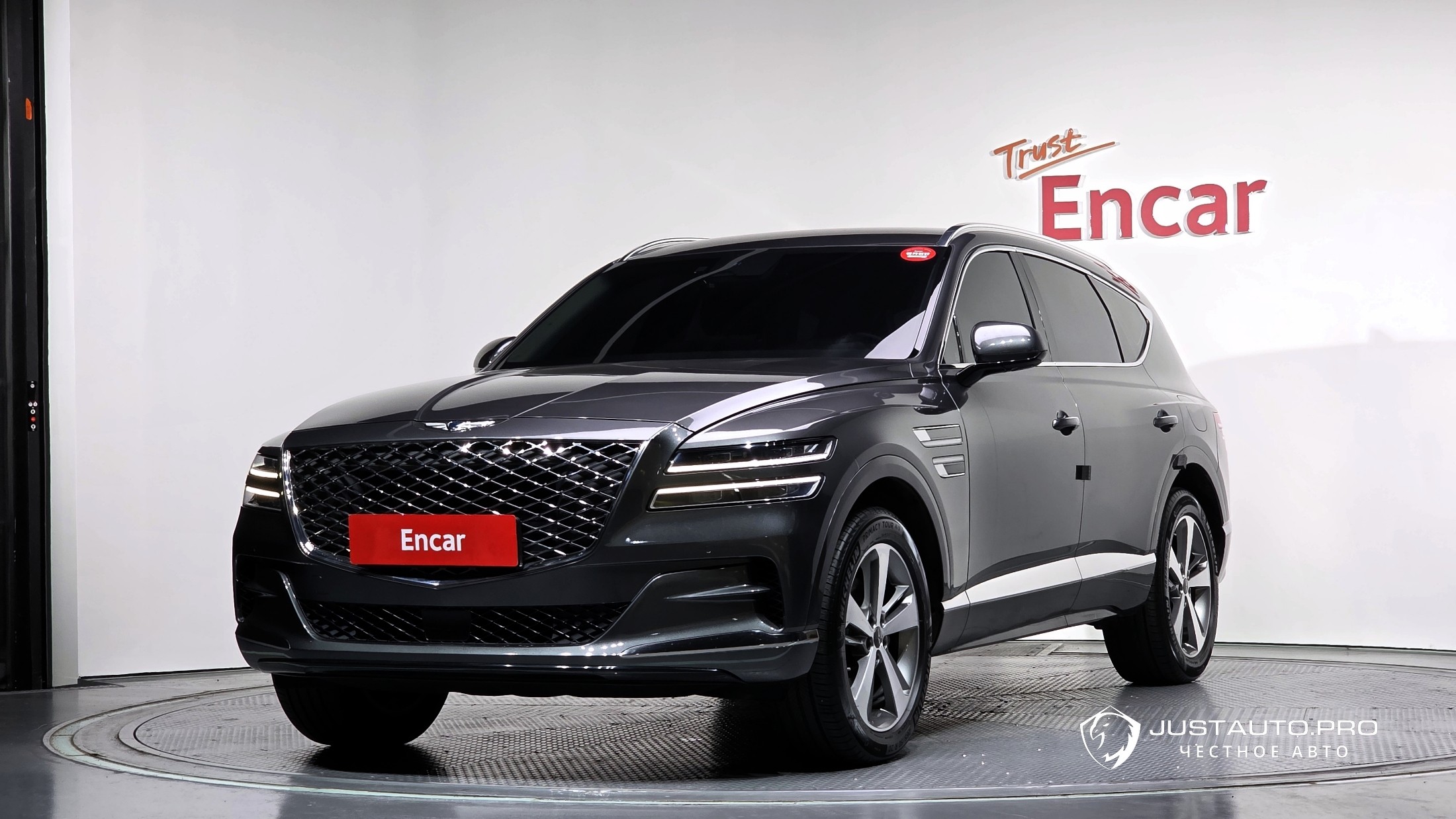 Автомобиль Genesis GV80