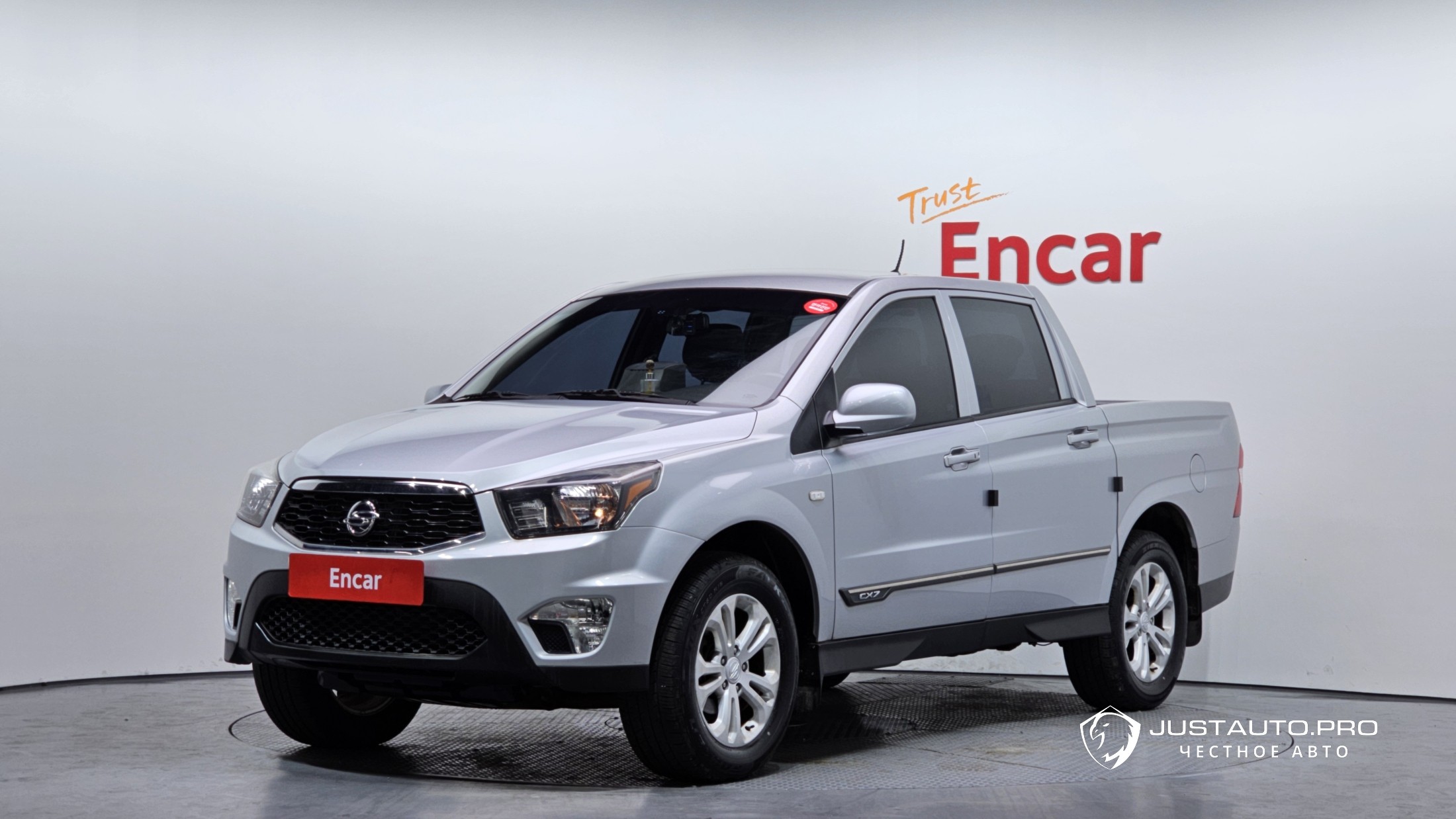 Автомобиль KG_Mobility_Ssangyong KORANDO