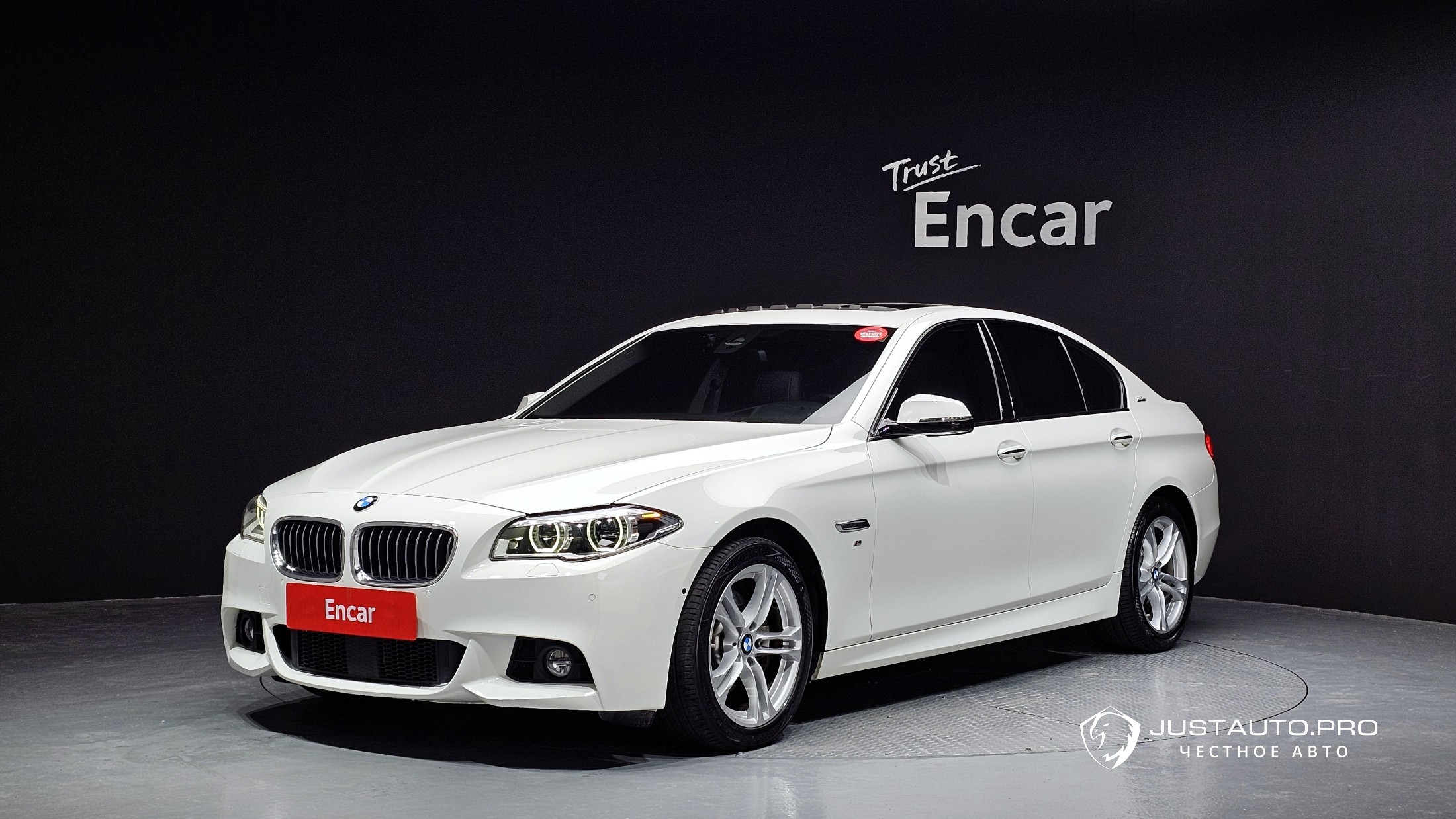 Автомобиль BMW 5-Series