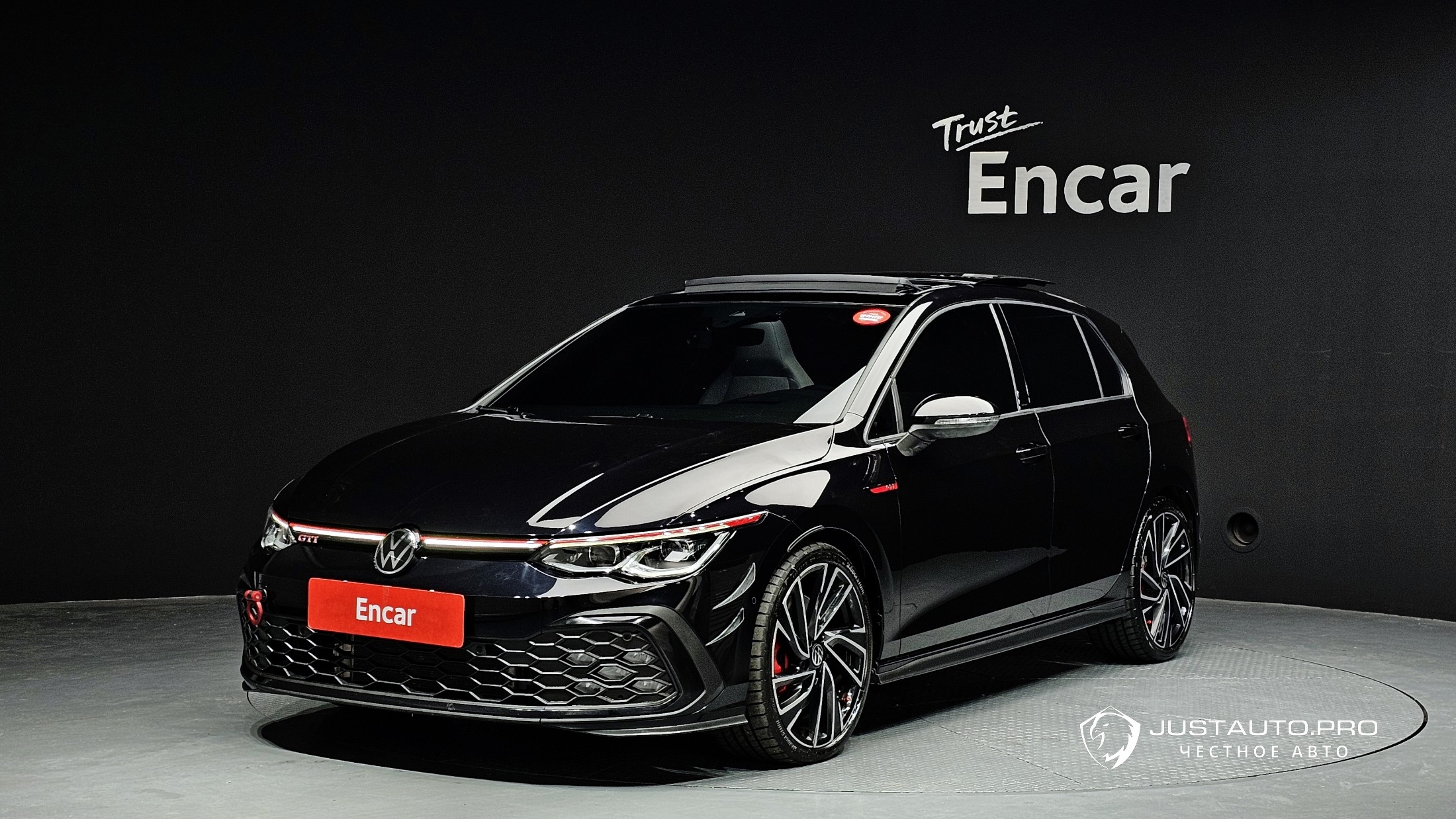 Автомобиль Volkswagen Golf