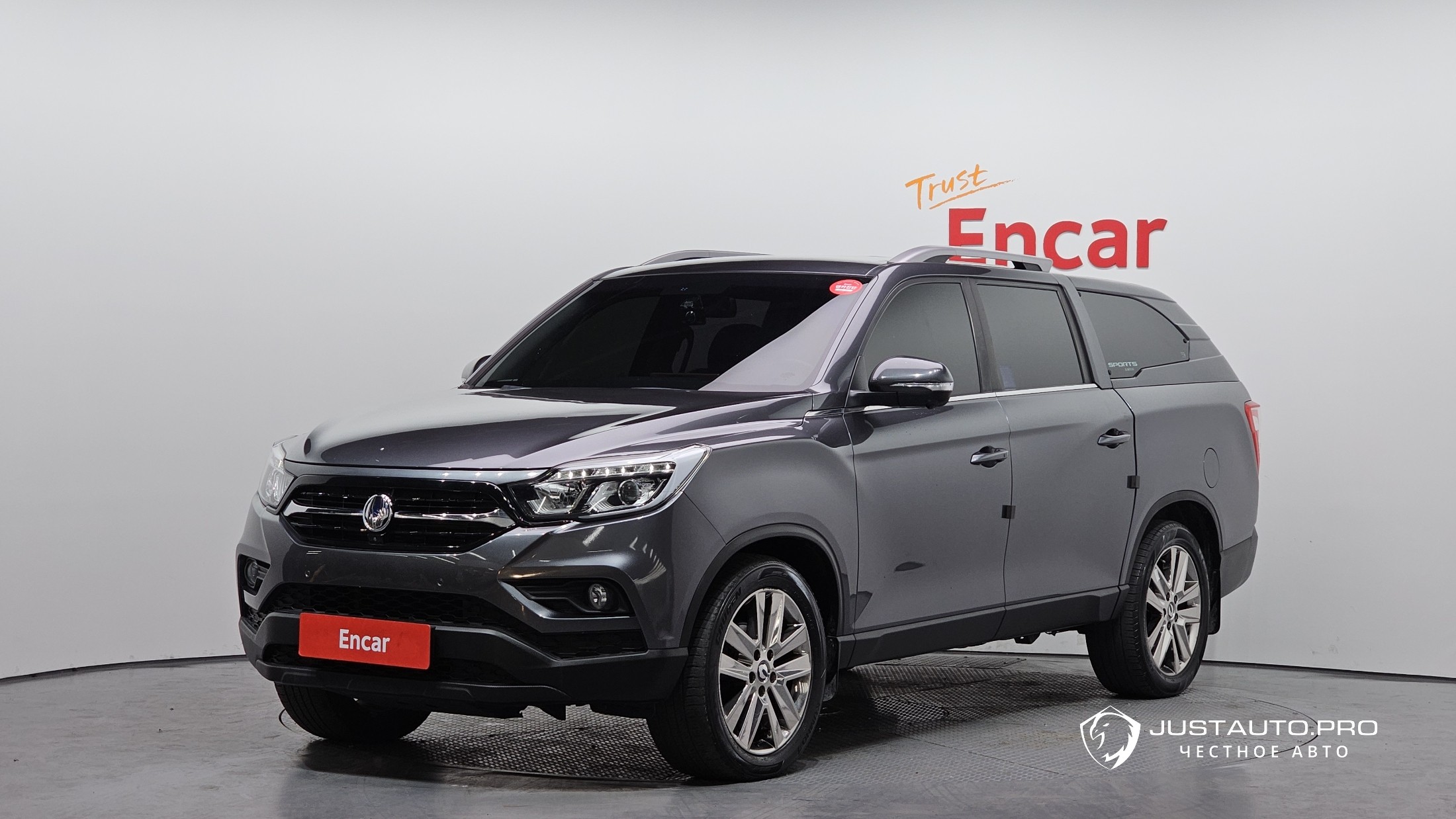 Автомобиль KG_Mobility_Ssangyong Rexton