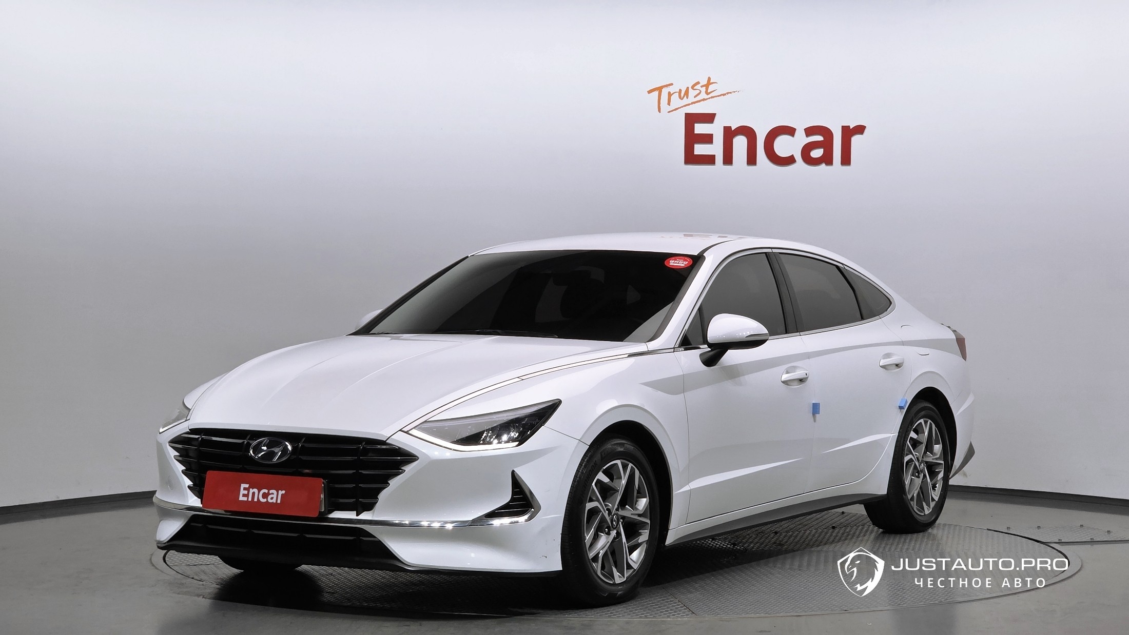 Автомобиль Hyundai Sonata