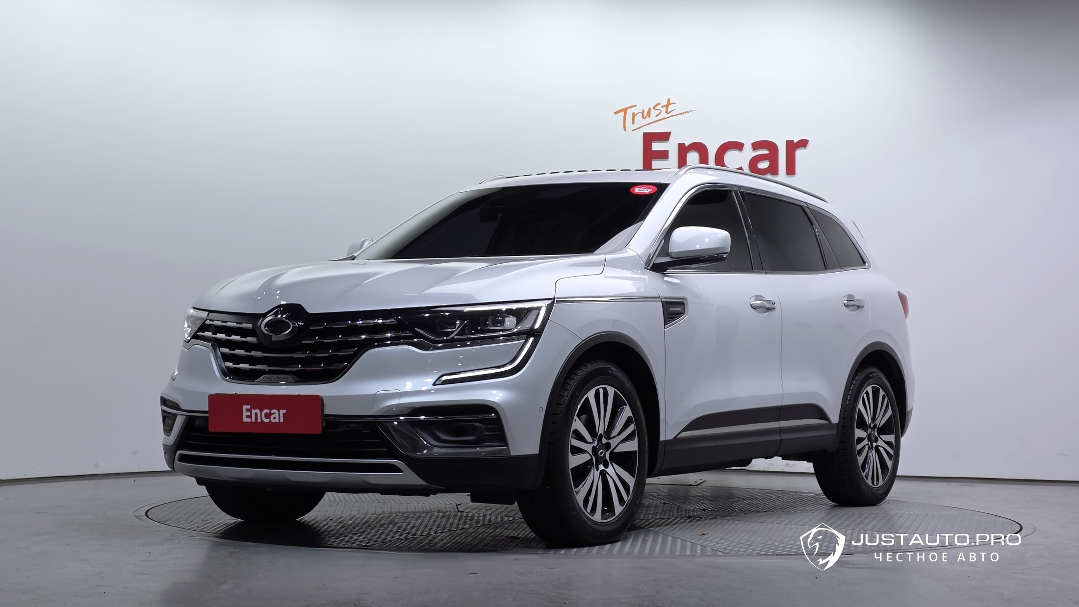 Автомобиль Renault-KoreaSamsung QM6